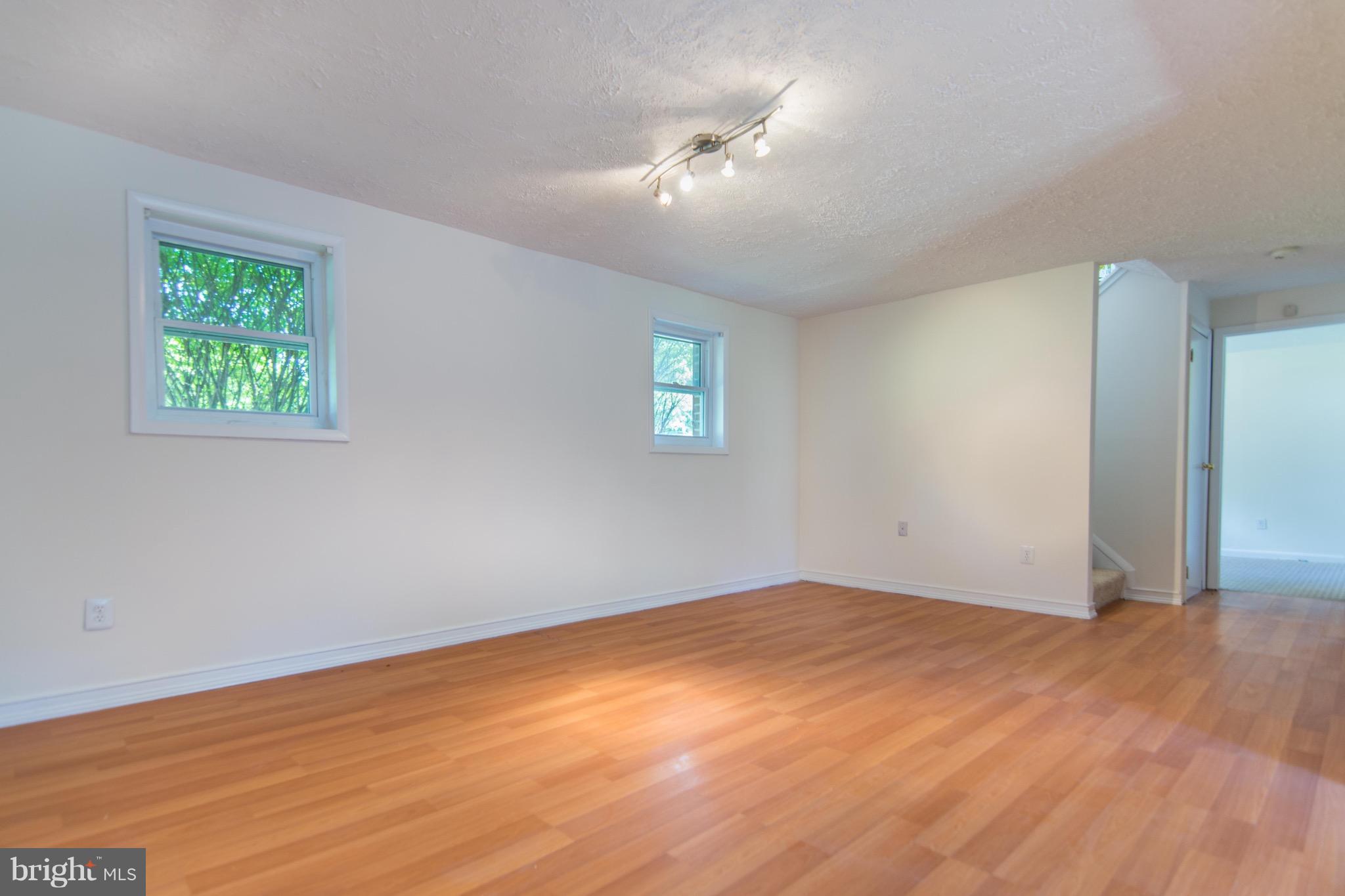 FREETOWN VILLAGE - Residential