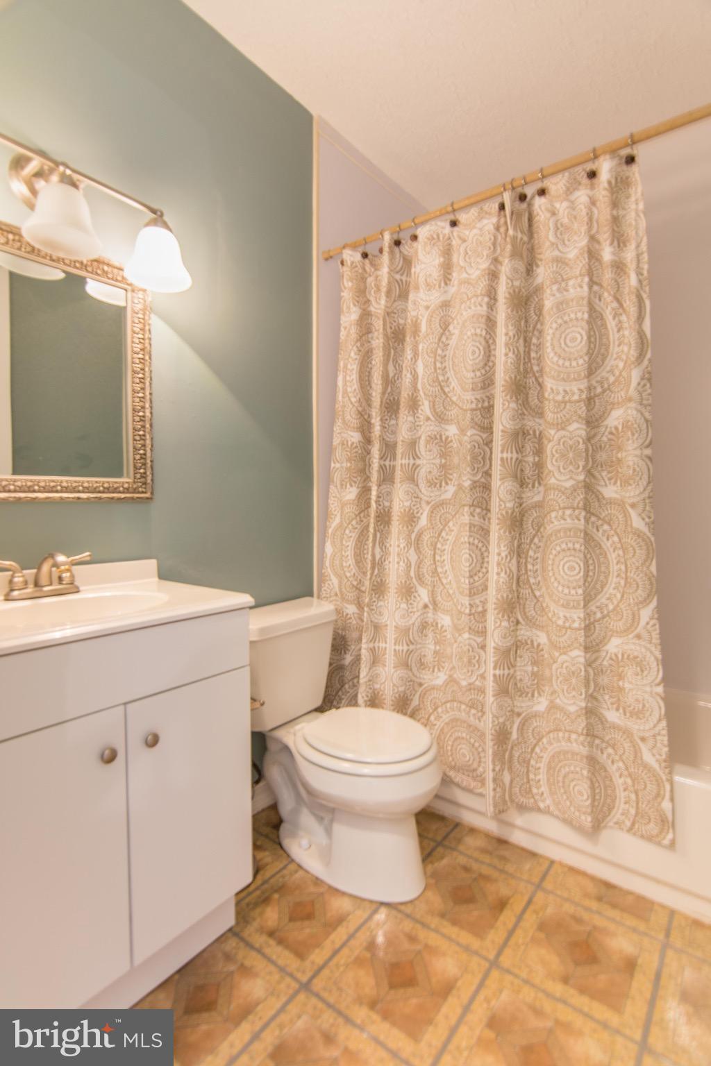 FREETOWN VILLAGE - Residential