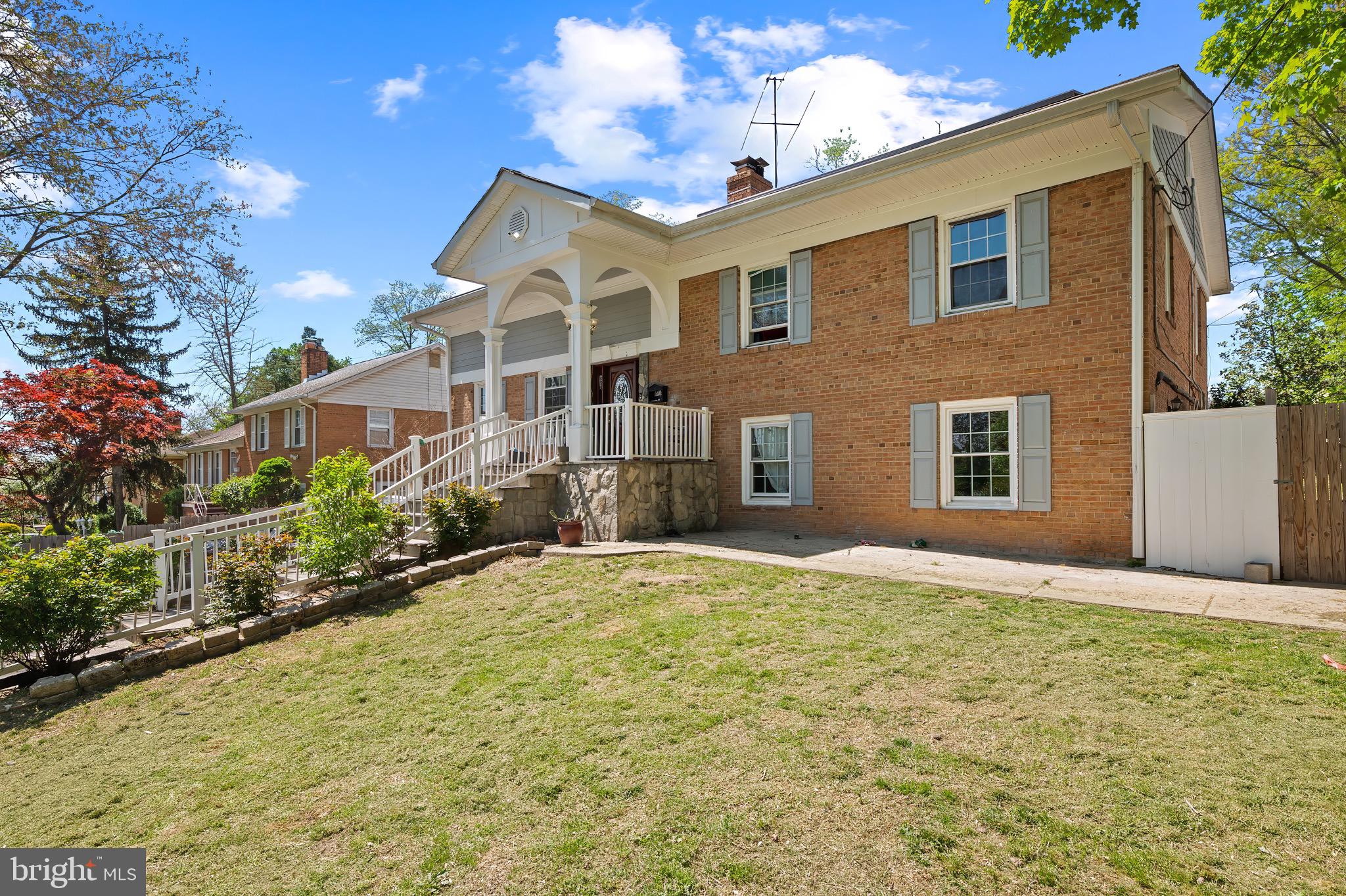 10710 STONEYHILL DRIVE