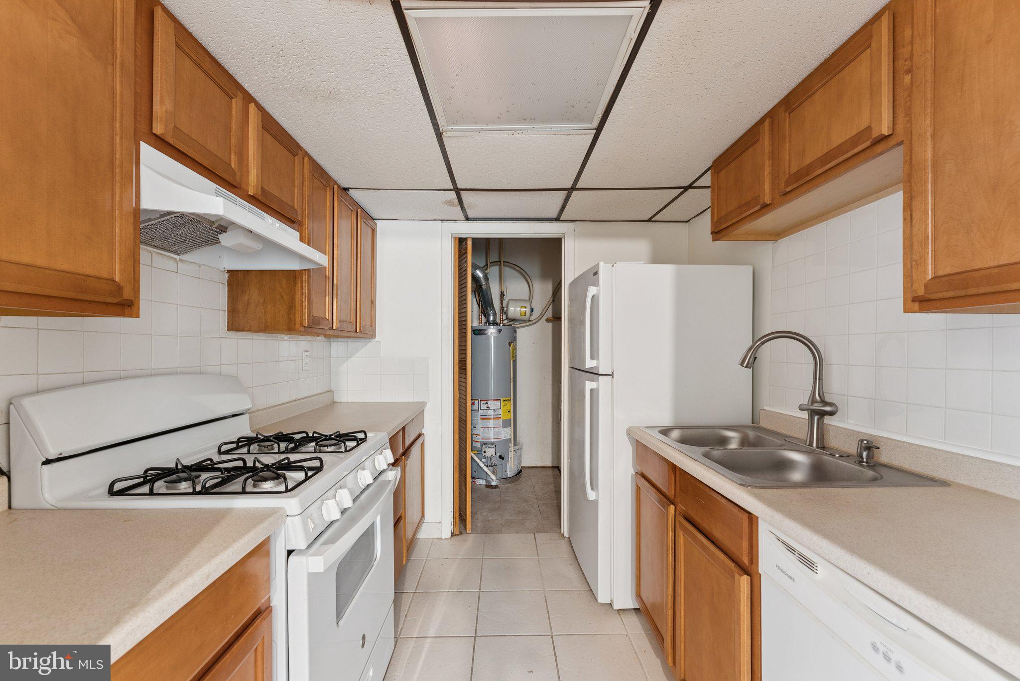 8675 SEASONS WAY 211C