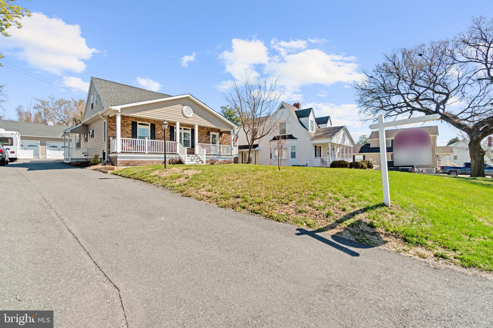 DUNDALK FARMS - Residential