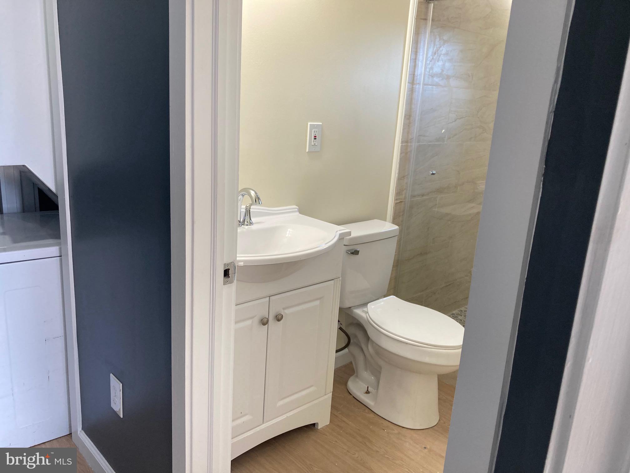 MCELDERRY PARK - Residential Lease