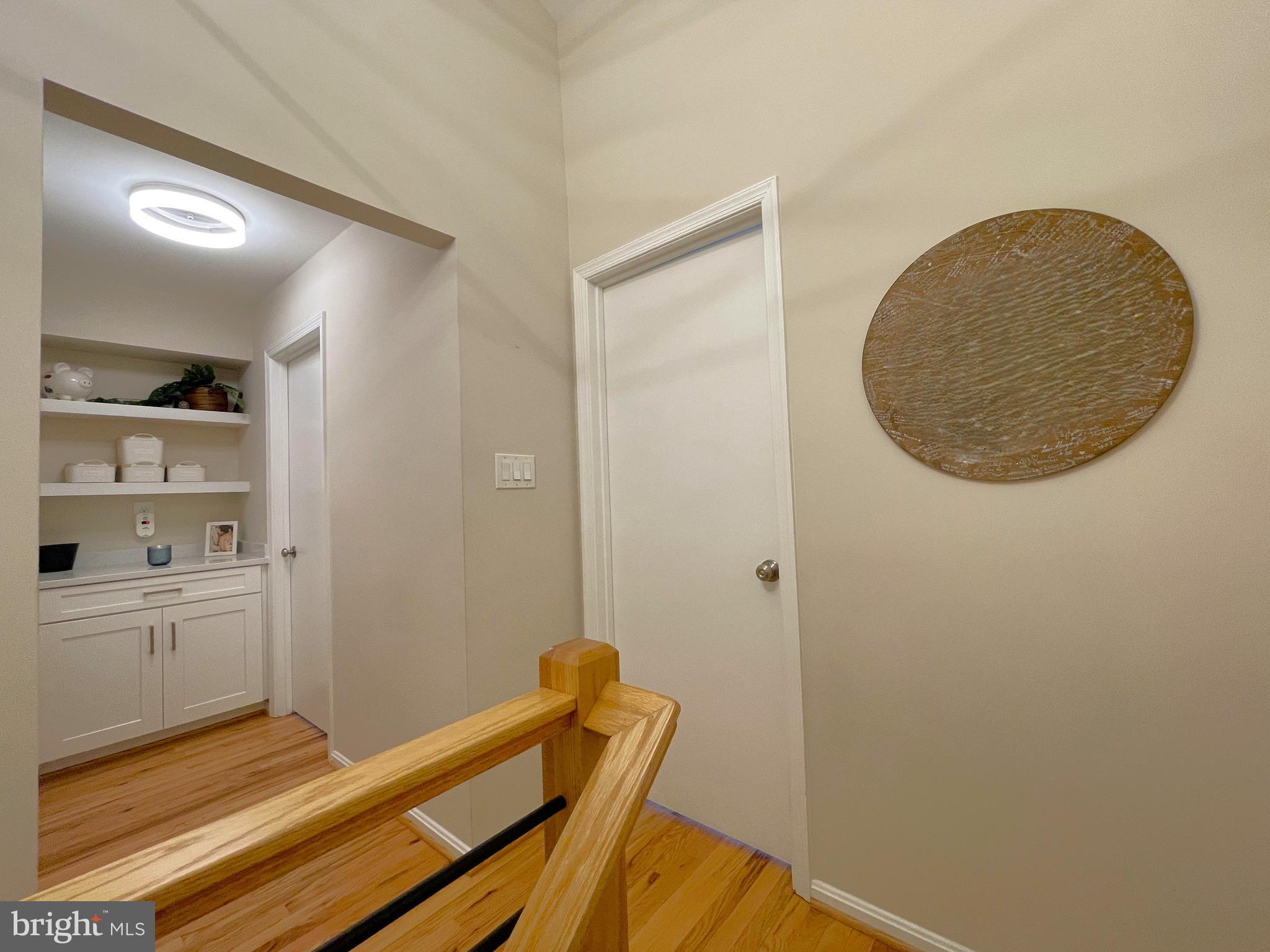 HUNTER VILLAGE - Residential