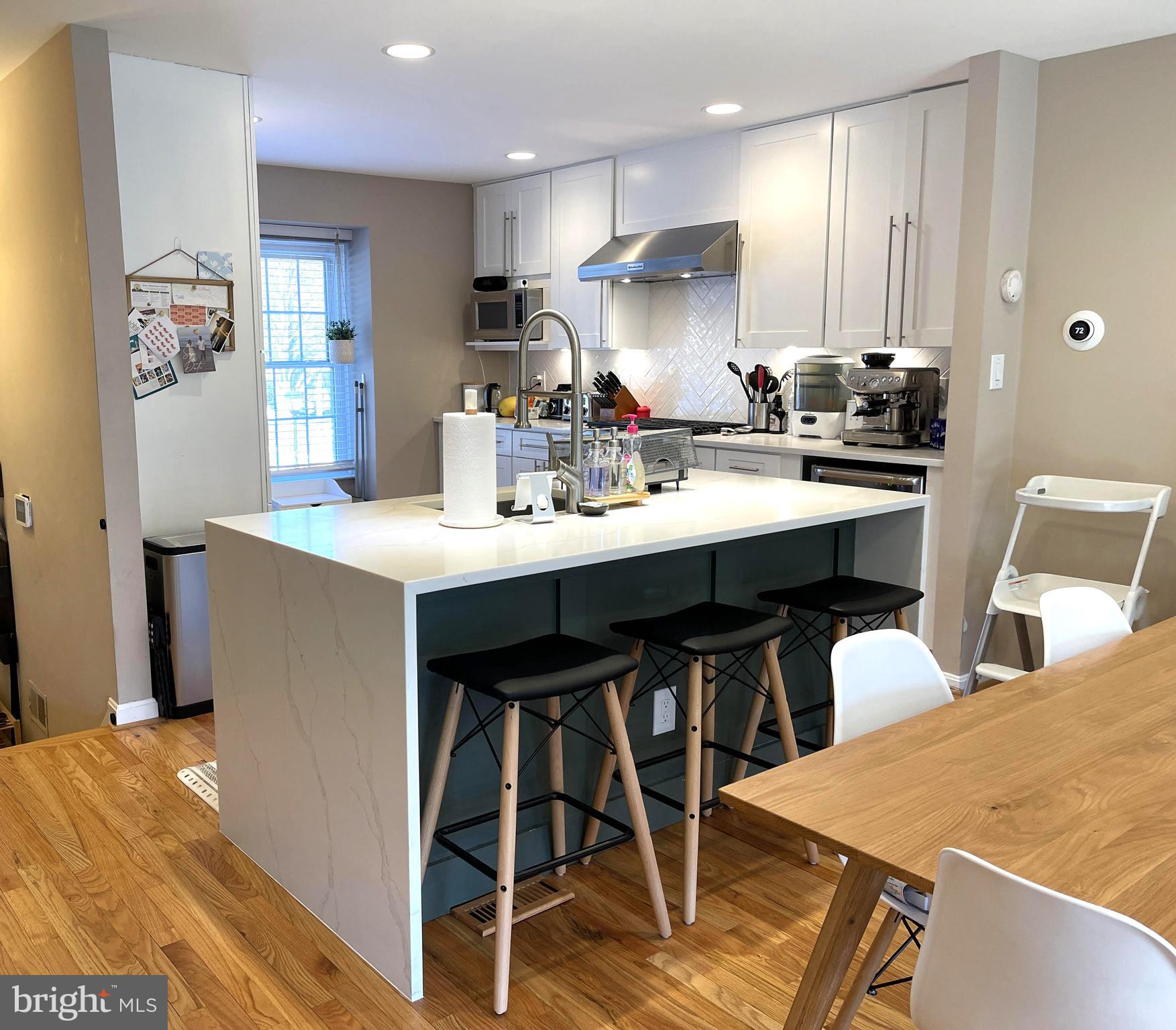 HUNTER VILLAGE - Residential