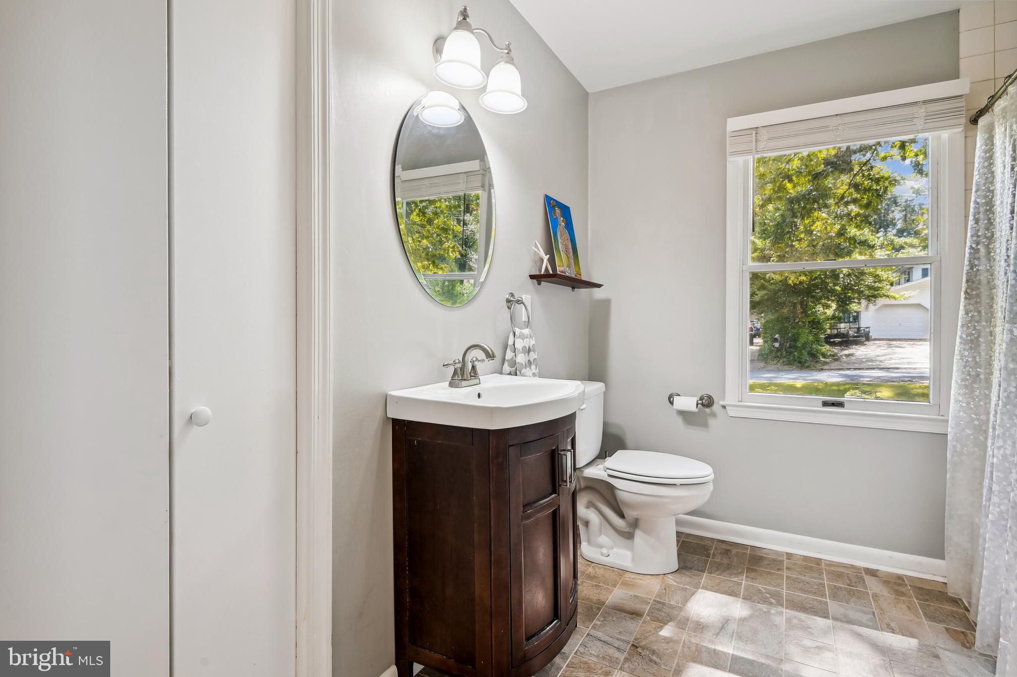 SUNRISE BEACH - Residential