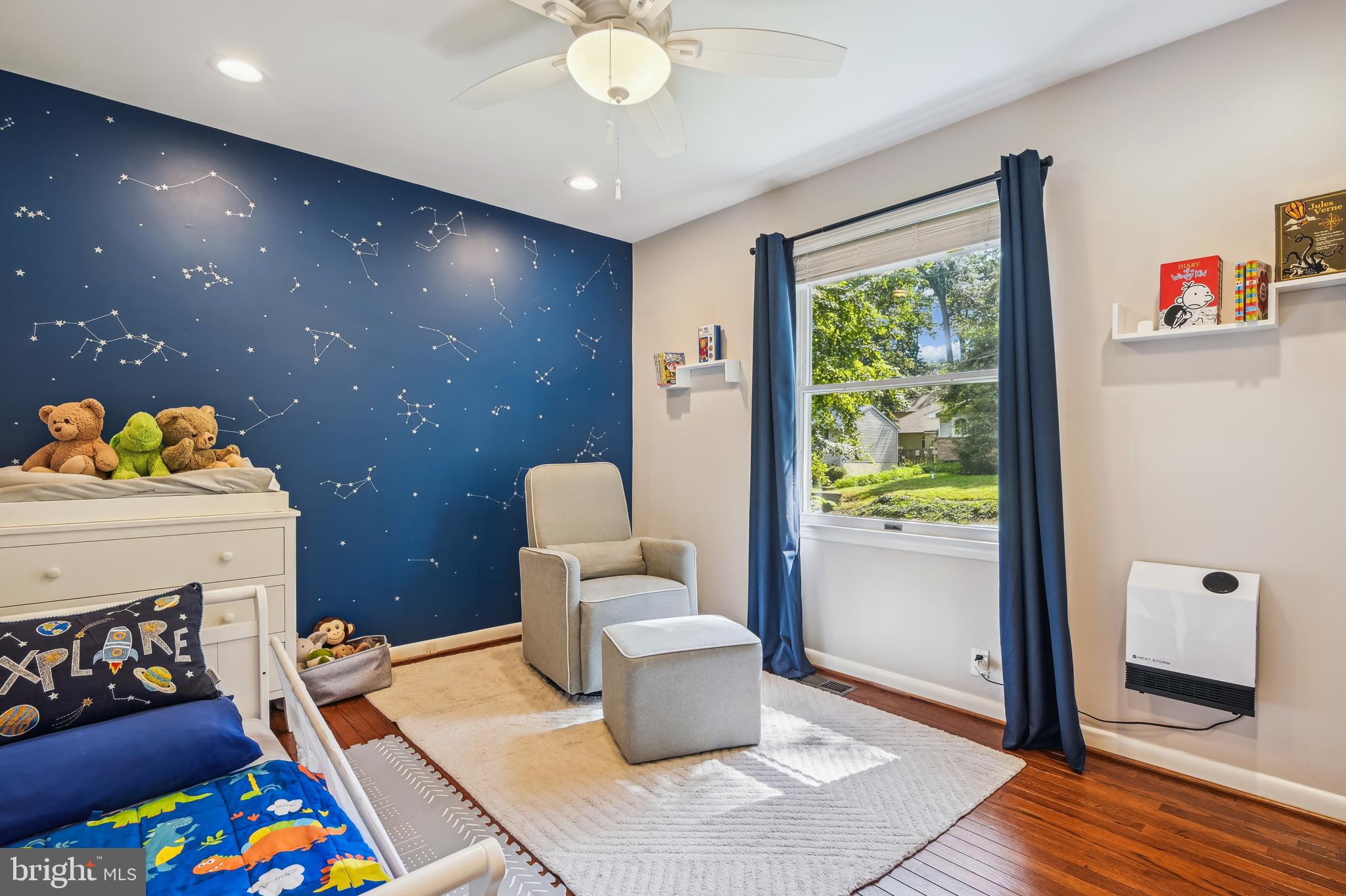 SUNRISE BEACH - Residential