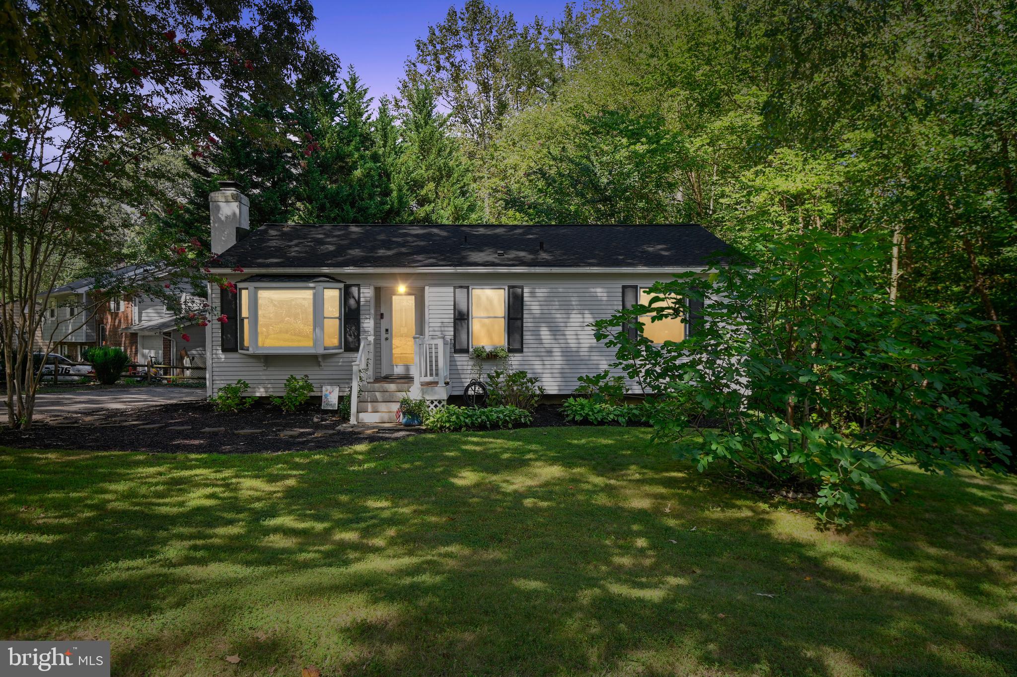 SUNRISE BEACH - Residential