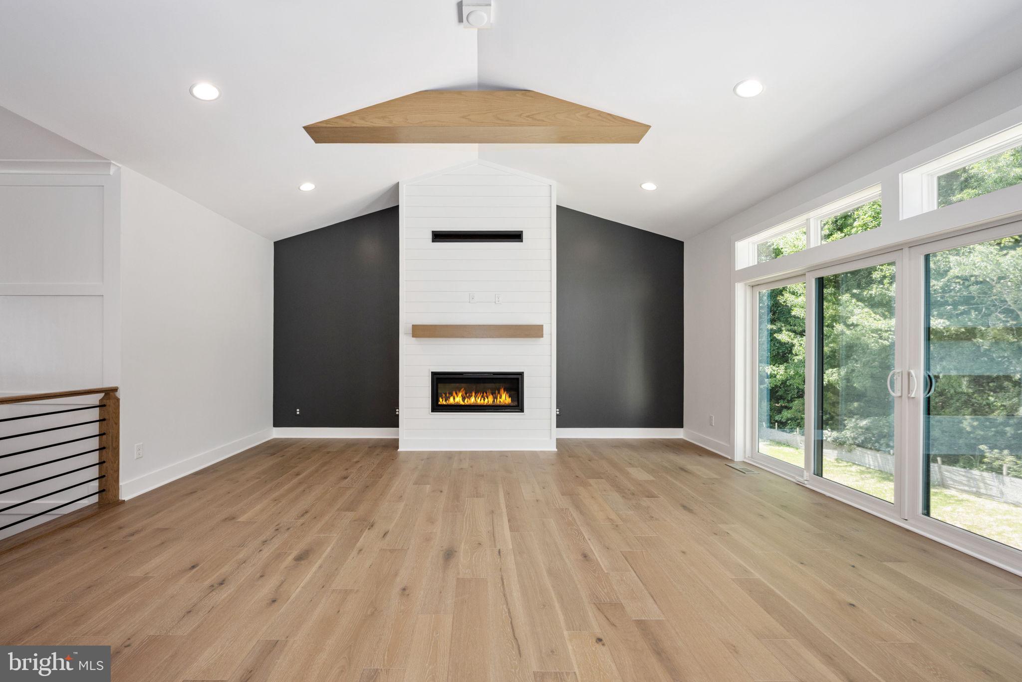 ROSNI ESTATES - Residential