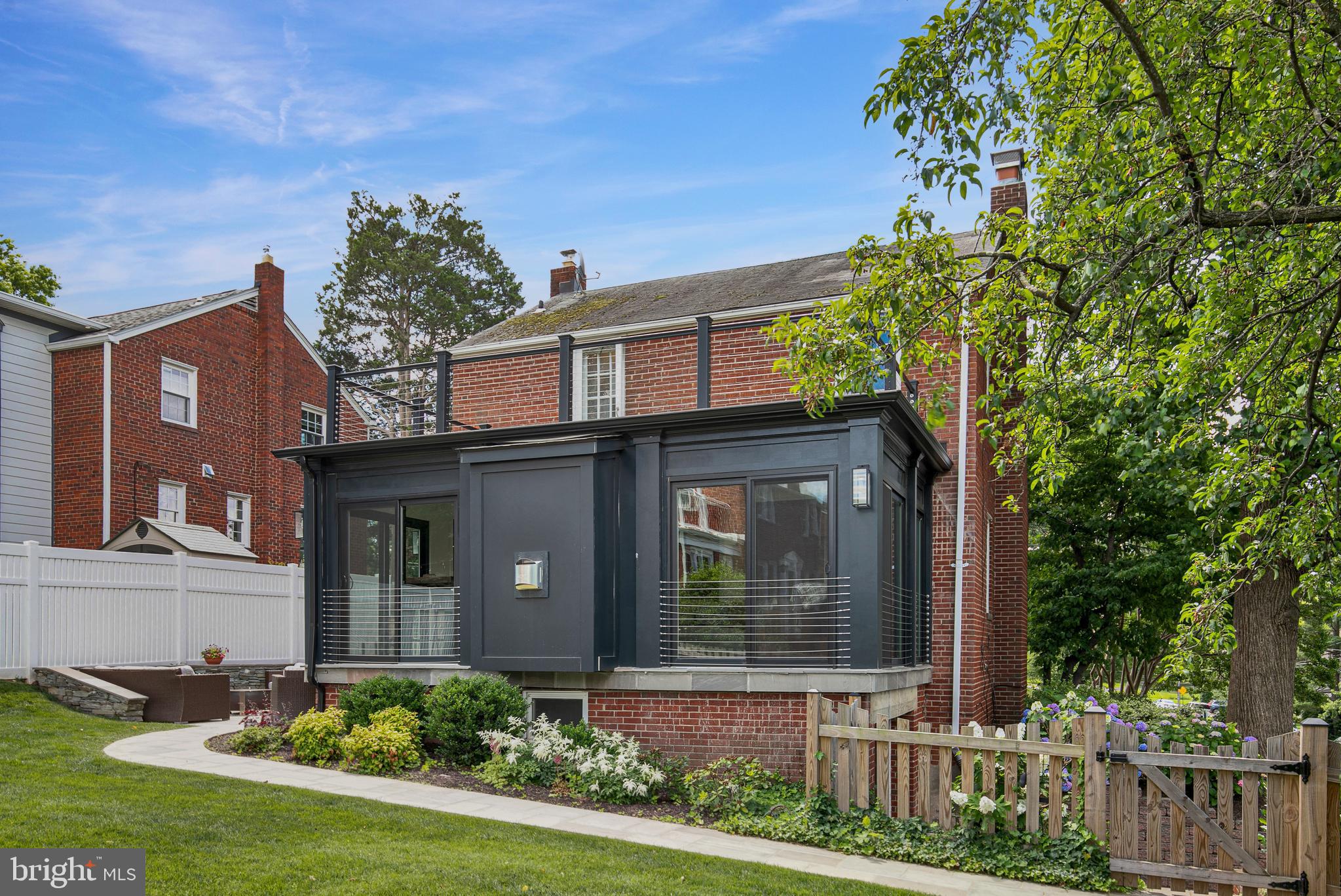 LEEWAY HEIGHTS - Residential