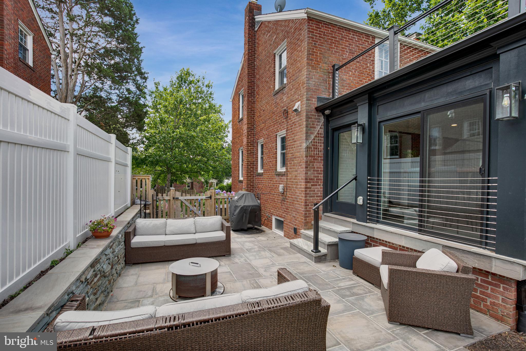 LEEWAY HEIGHTS - Residential