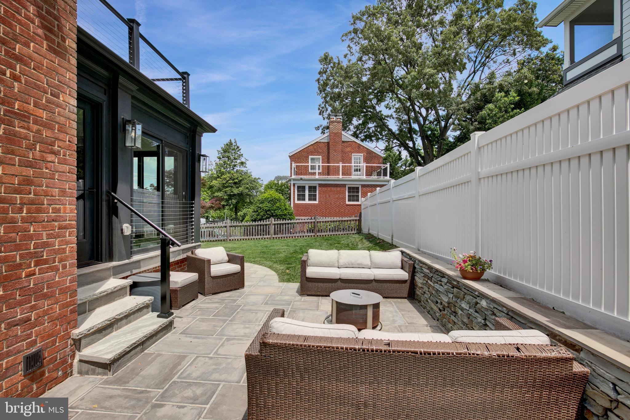 LEEWAY HEIGHTS - Residential