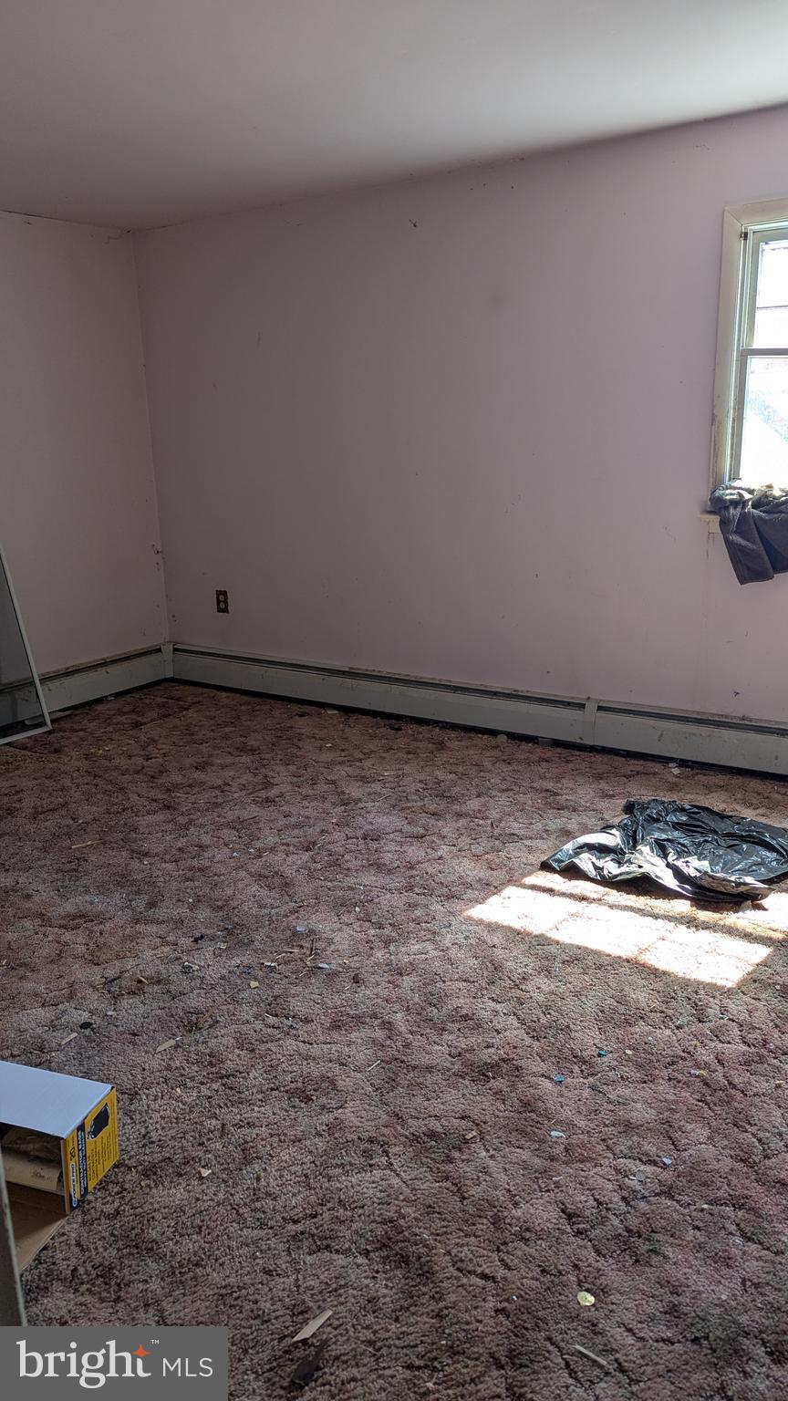 FEASTERVILLE HGTS - Residential