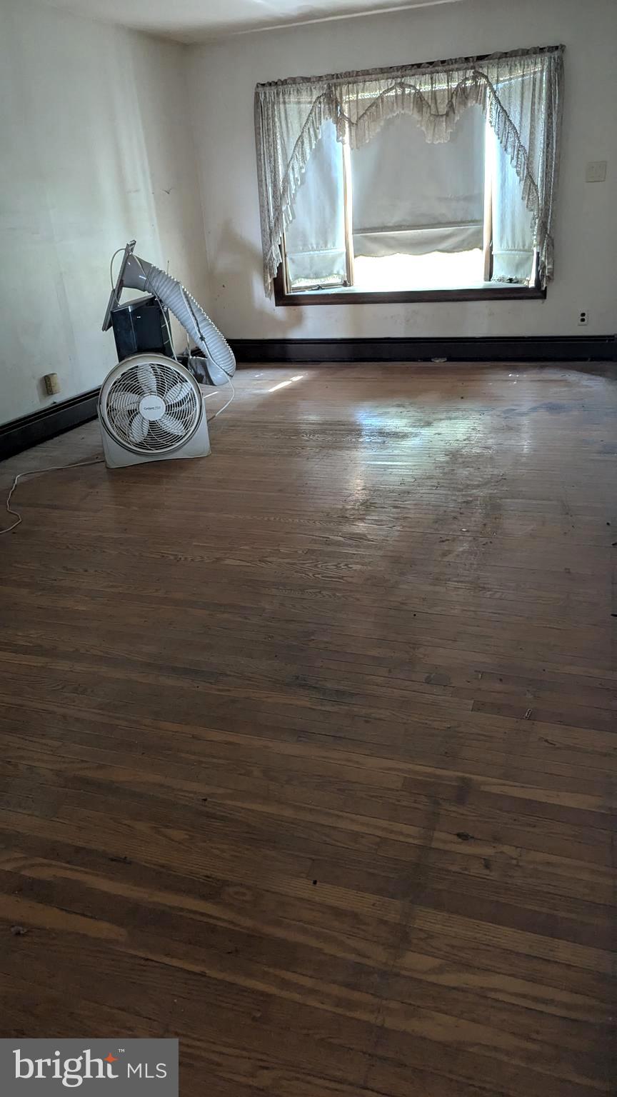 FEASTERVILLE HGTS - Residential