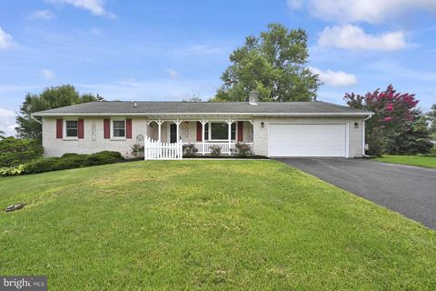 Photo of 208 New Street, TERRE HILL, PA 17581 (MLS # PALA2075952)