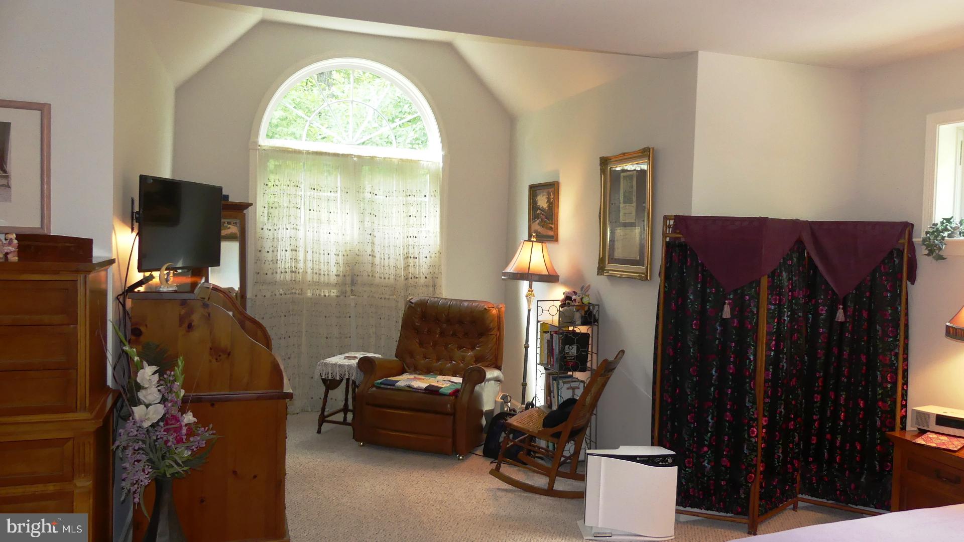 ROCKY RIDGE PARK - Residential