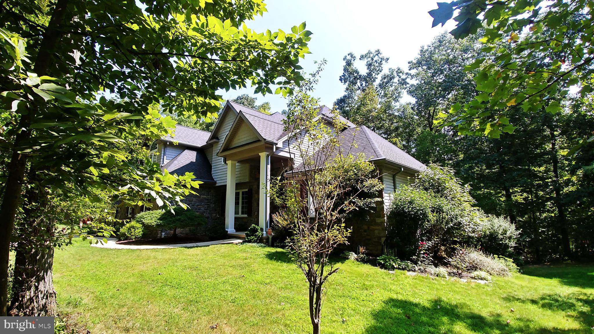 ROCKY RIDGE PARK - Residential