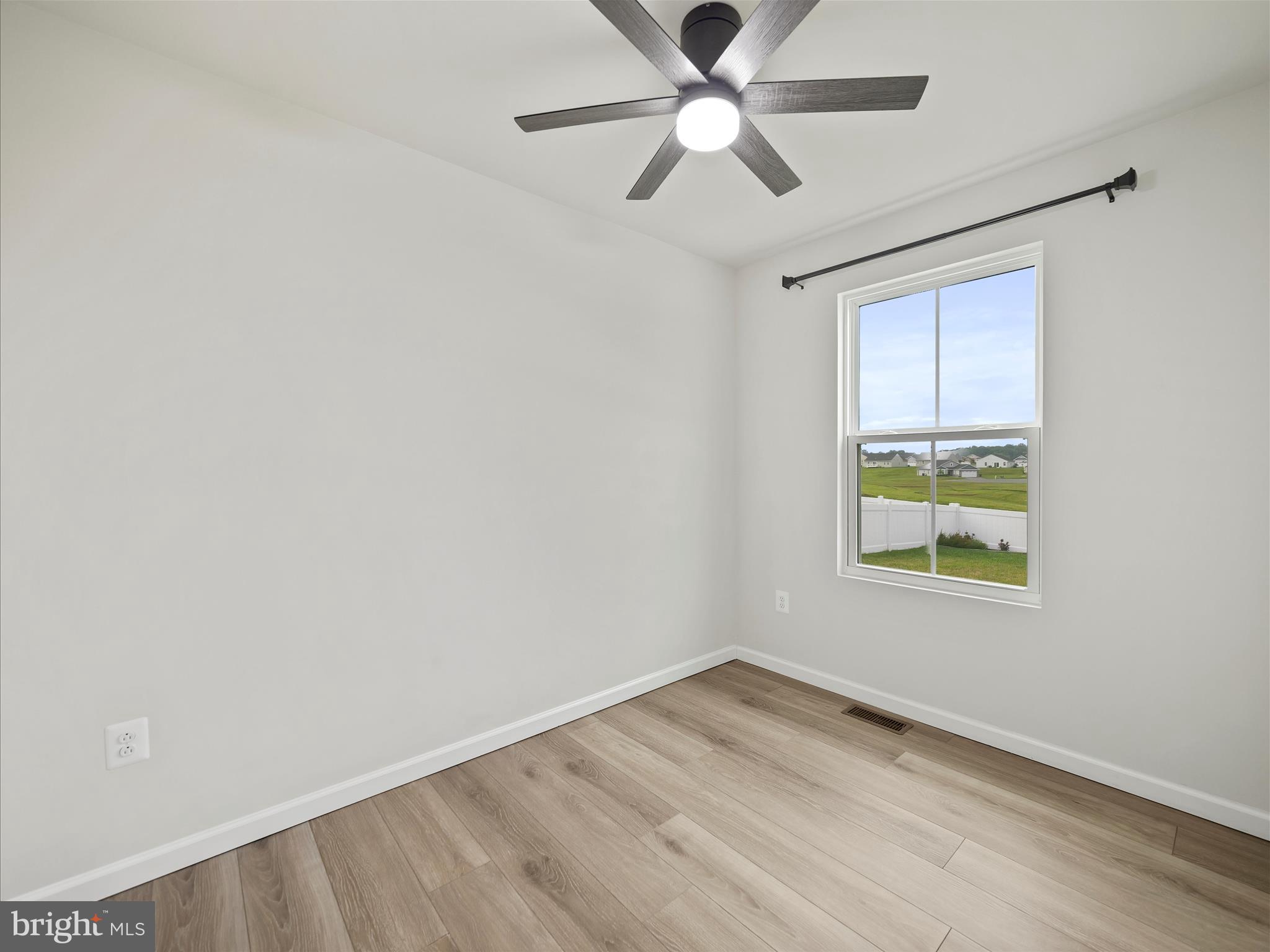 CARDINAL POINTE - Residential