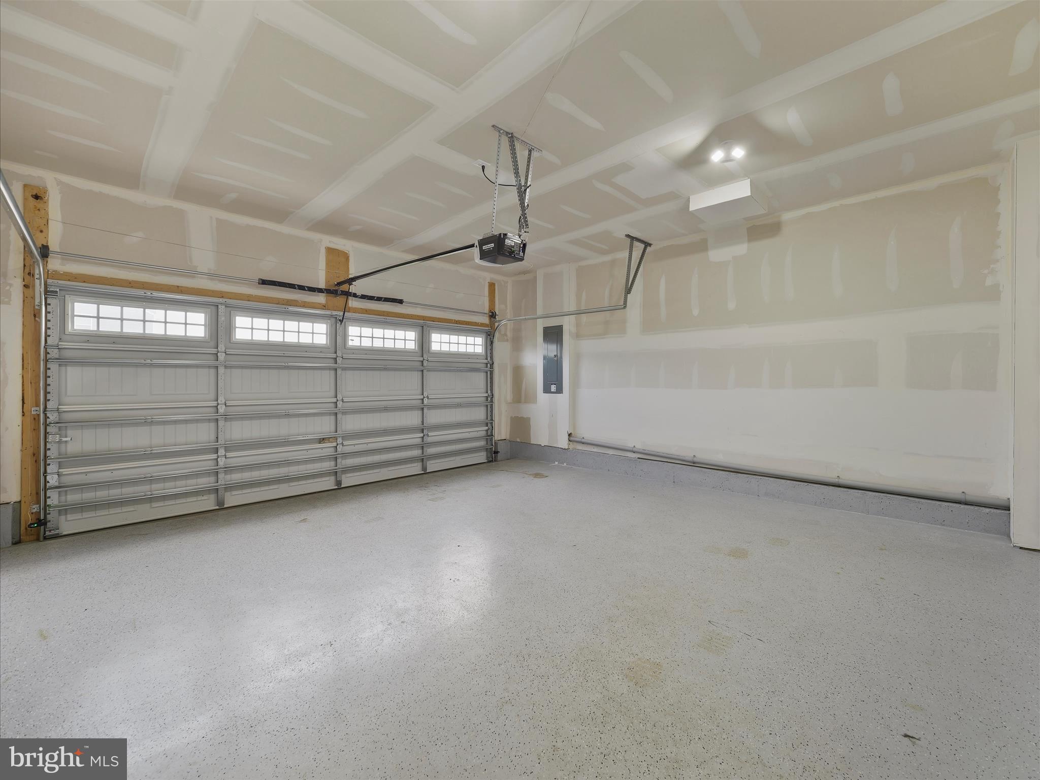 CARDINAL POINTE - Residential