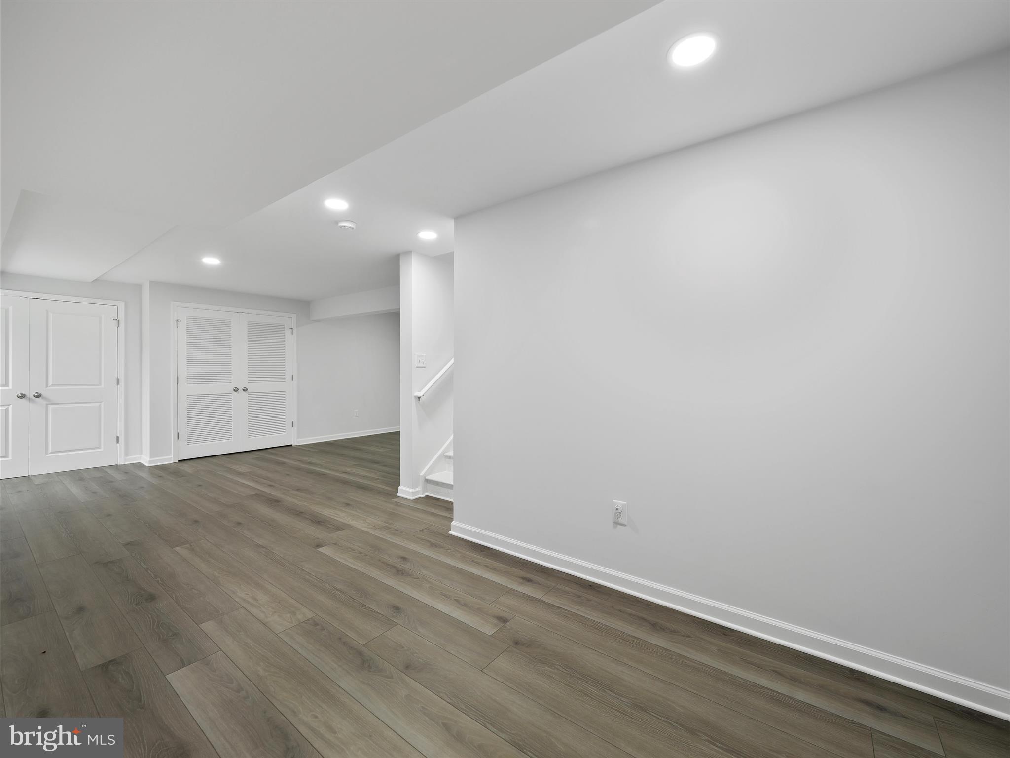 CARDINAL POINTE - Residential