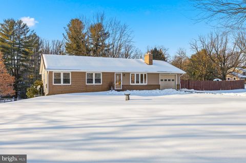 Homes For Sale - 5884 Woodbine Road<br/> WOODBINE, MD 21797