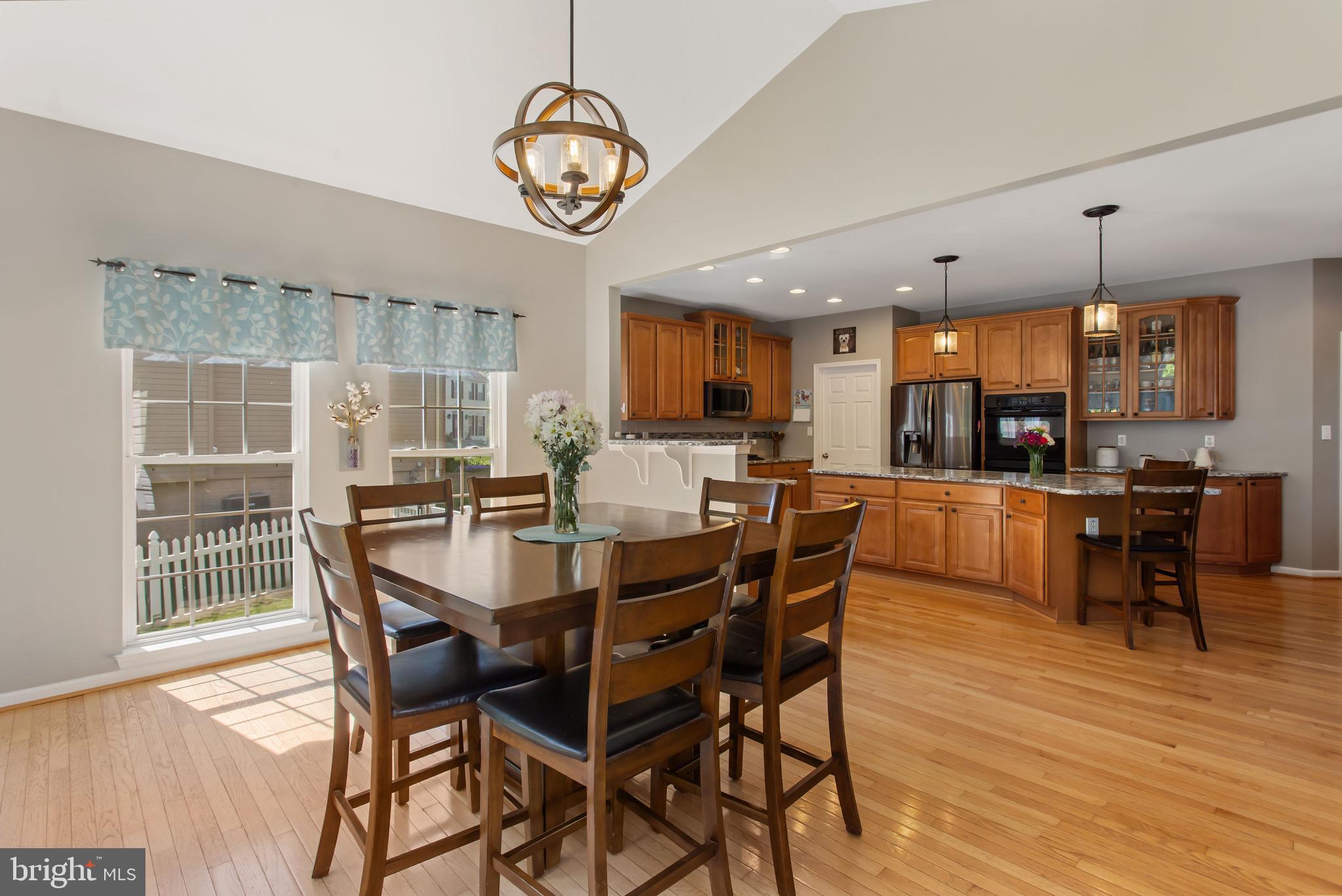 SOUTH POINTE - Residential