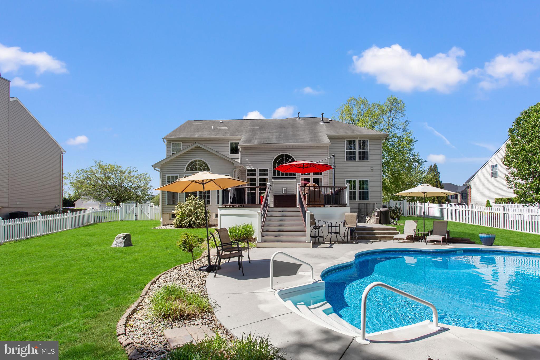 SOUTH POINTE - Residential