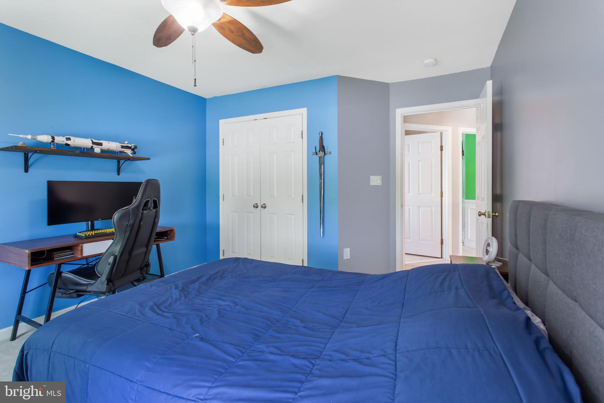 SOUTH POINTE - Residential