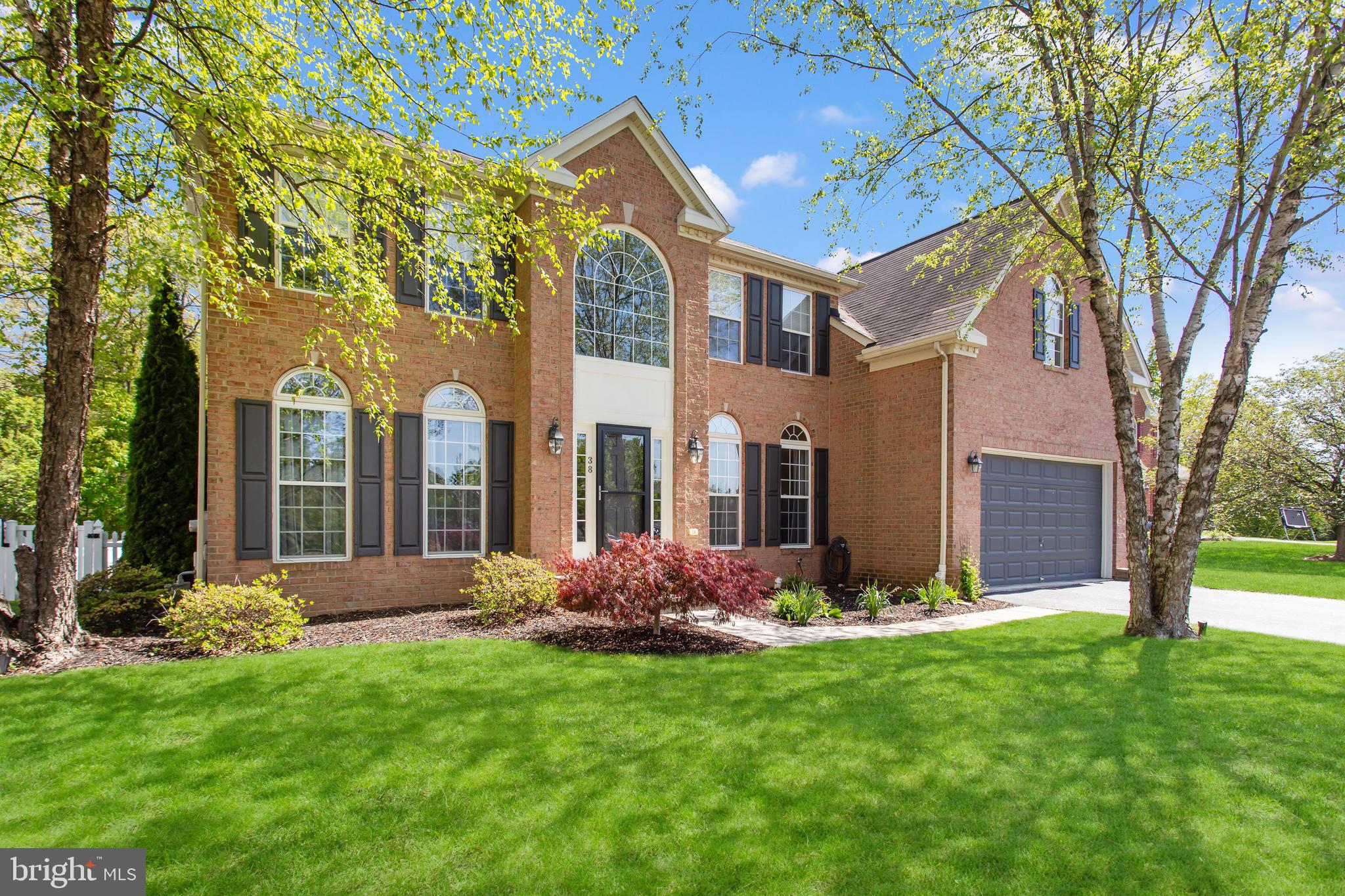 SOUTH POINTE - Residential