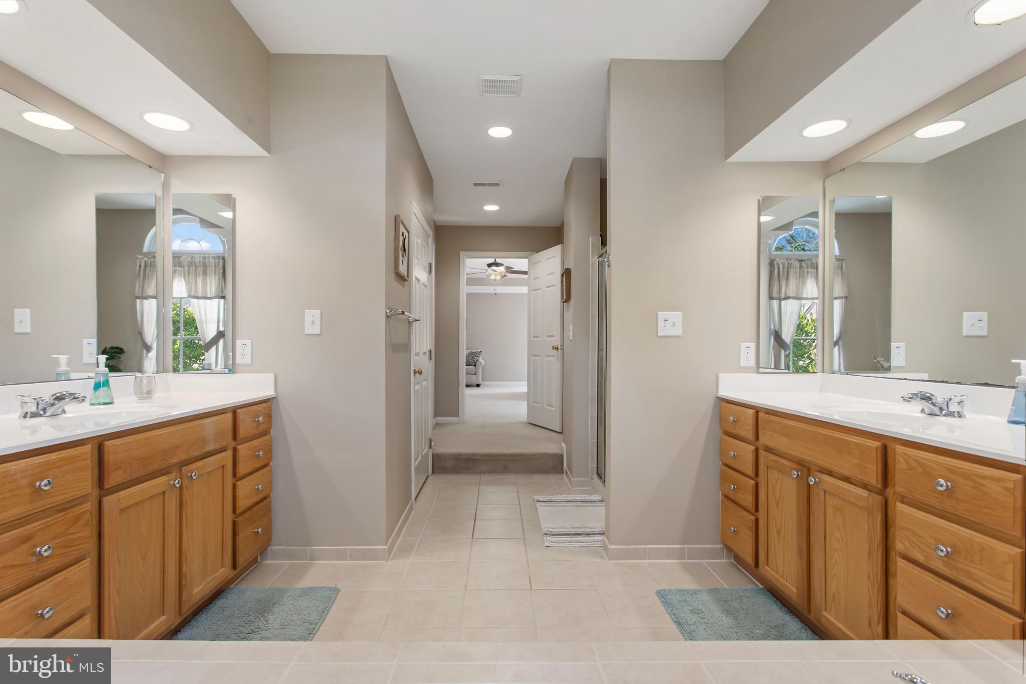 SOUTH POINTE - Residential