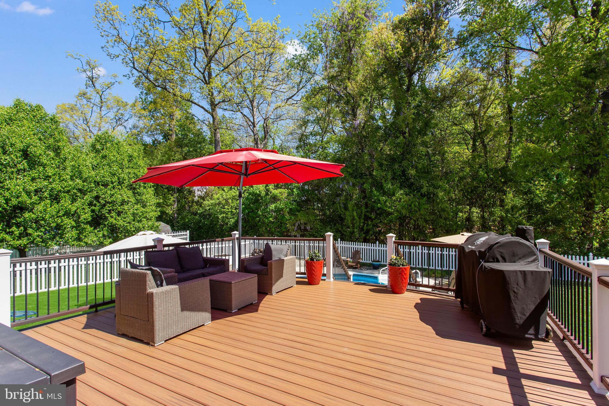 SOUTH POINTE - Residential