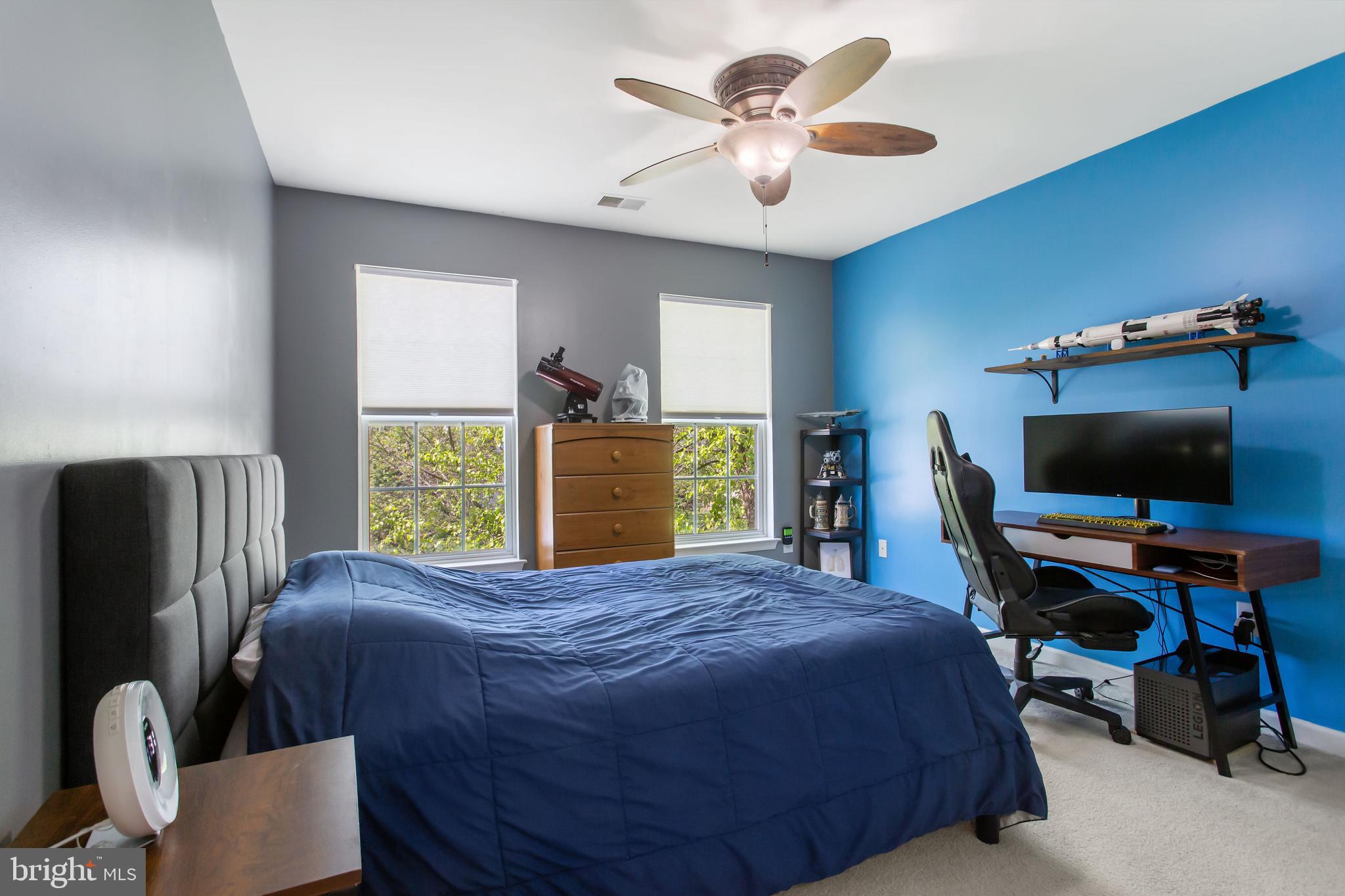 SOUTH POINTE - Residential