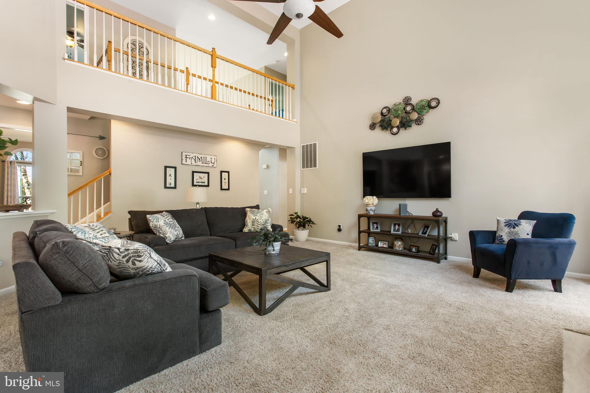 SOUTH POINTE - Residential