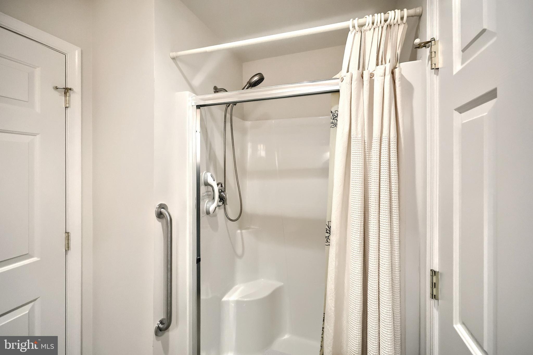 FOUNTAINS AT HERITAGE - Residential