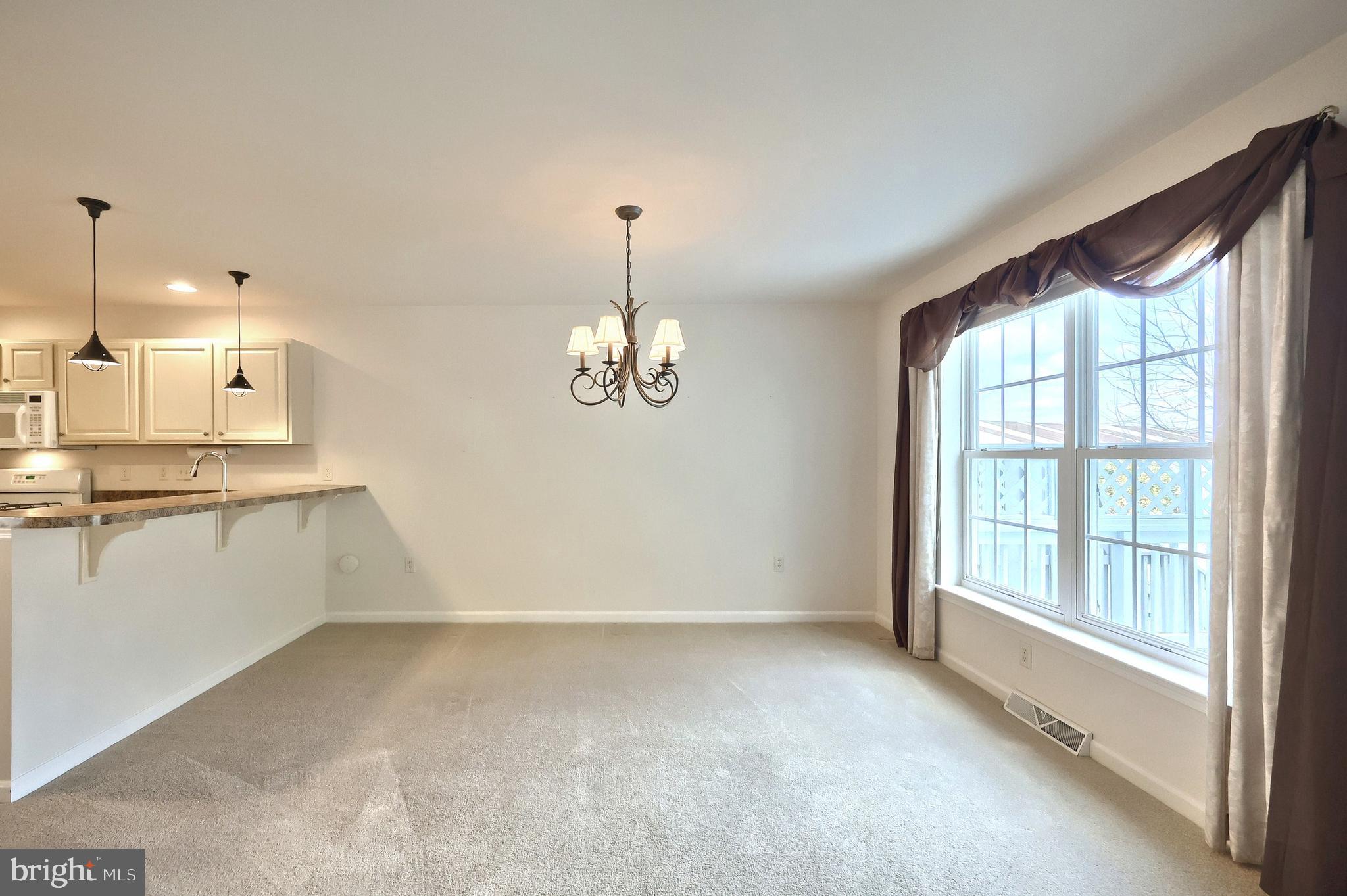 FOUNTAINS AT HERITAGE - Residential