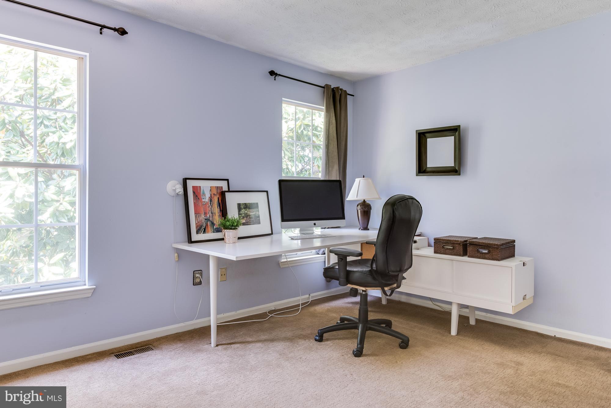 CROFTON WOODS - Residential