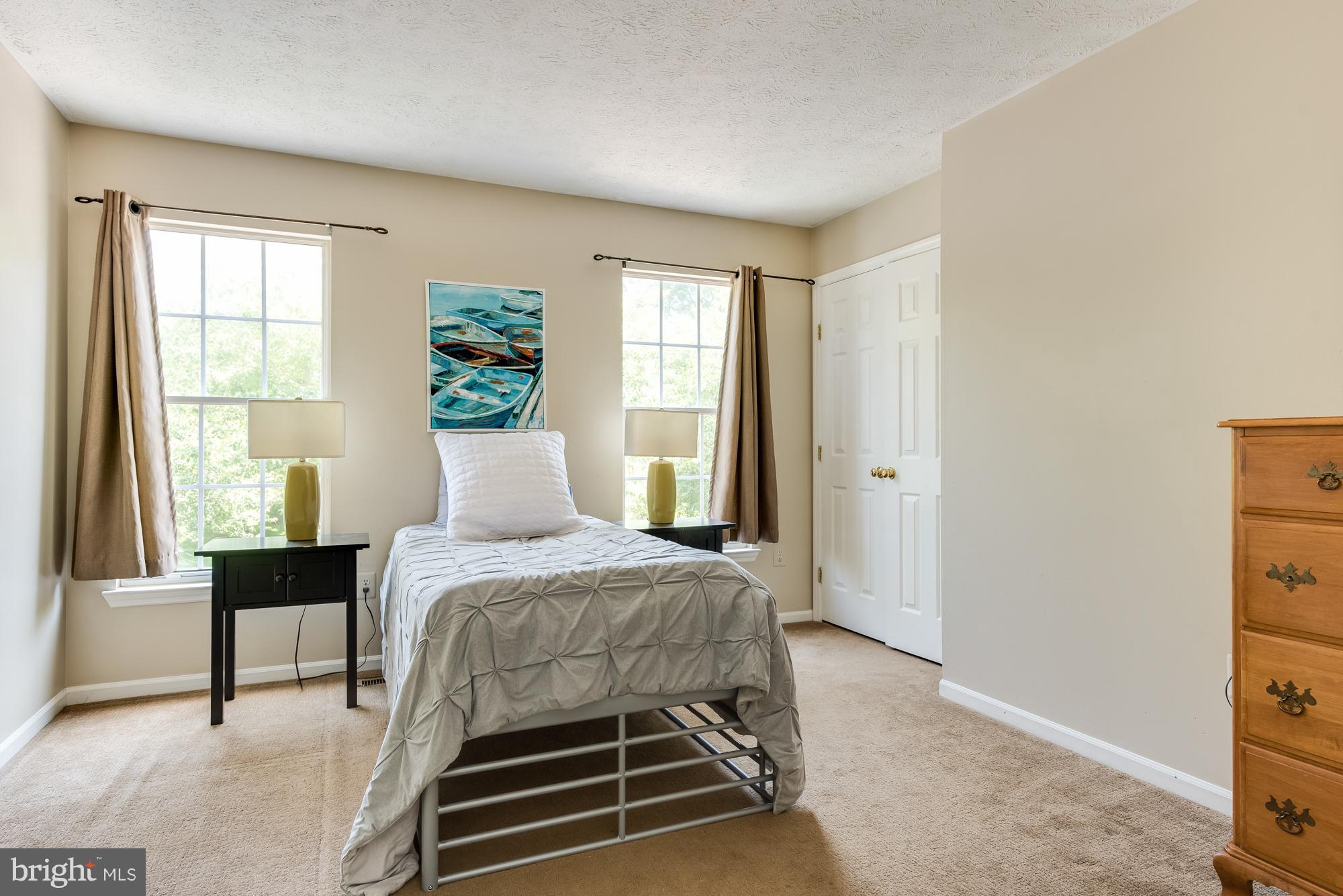 CROFTON WOODS - Residential