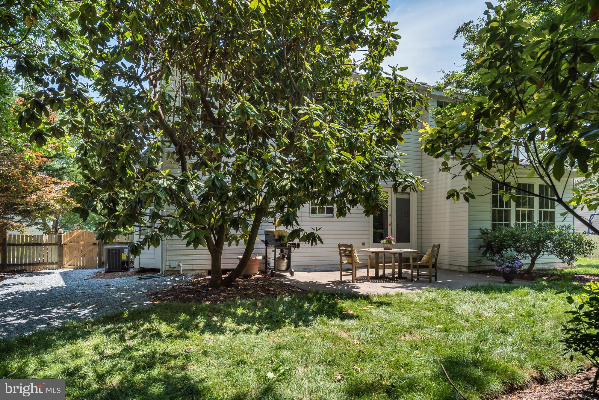 CROFTON WOODS - Residential