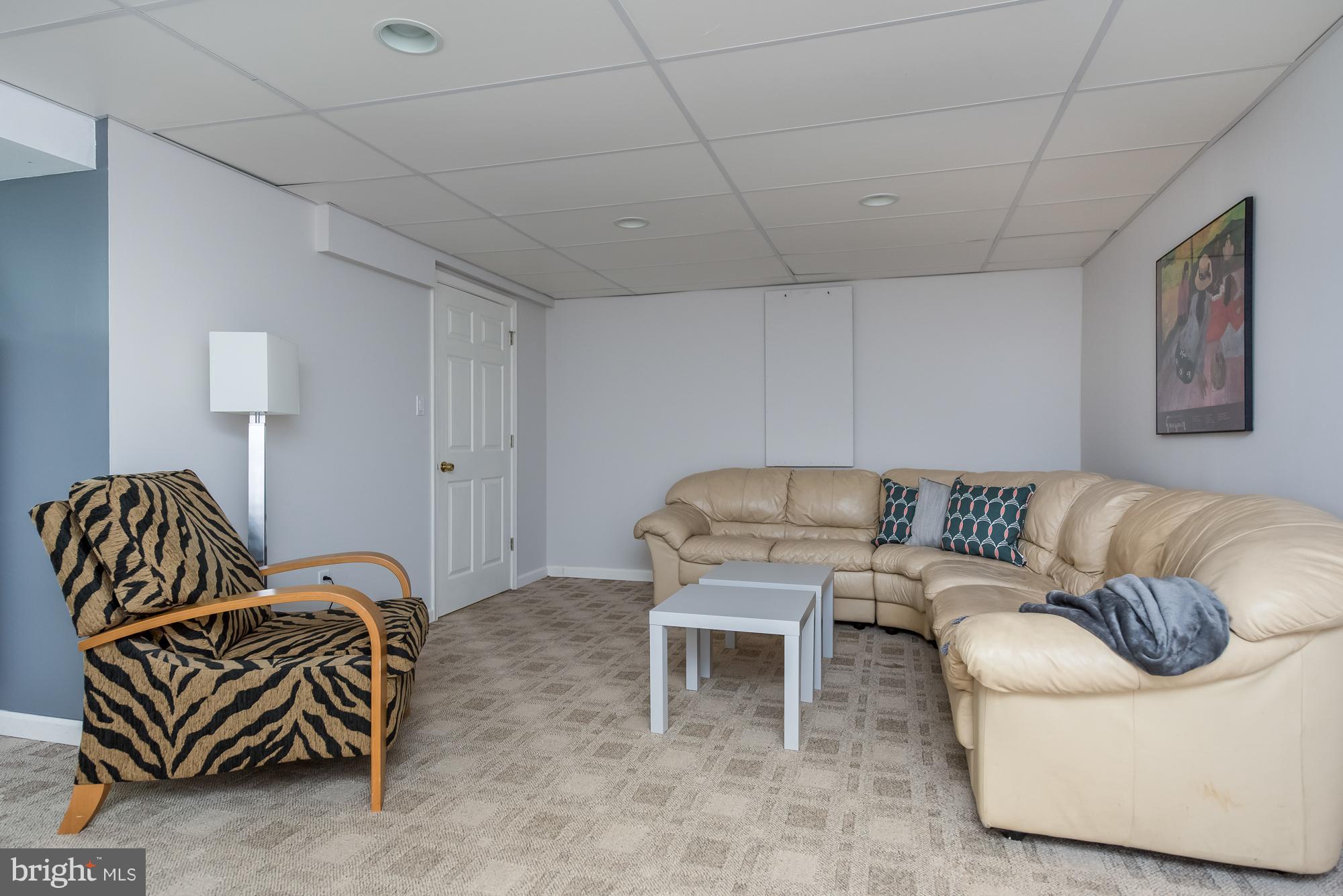 CROFTON WOODS - Residential