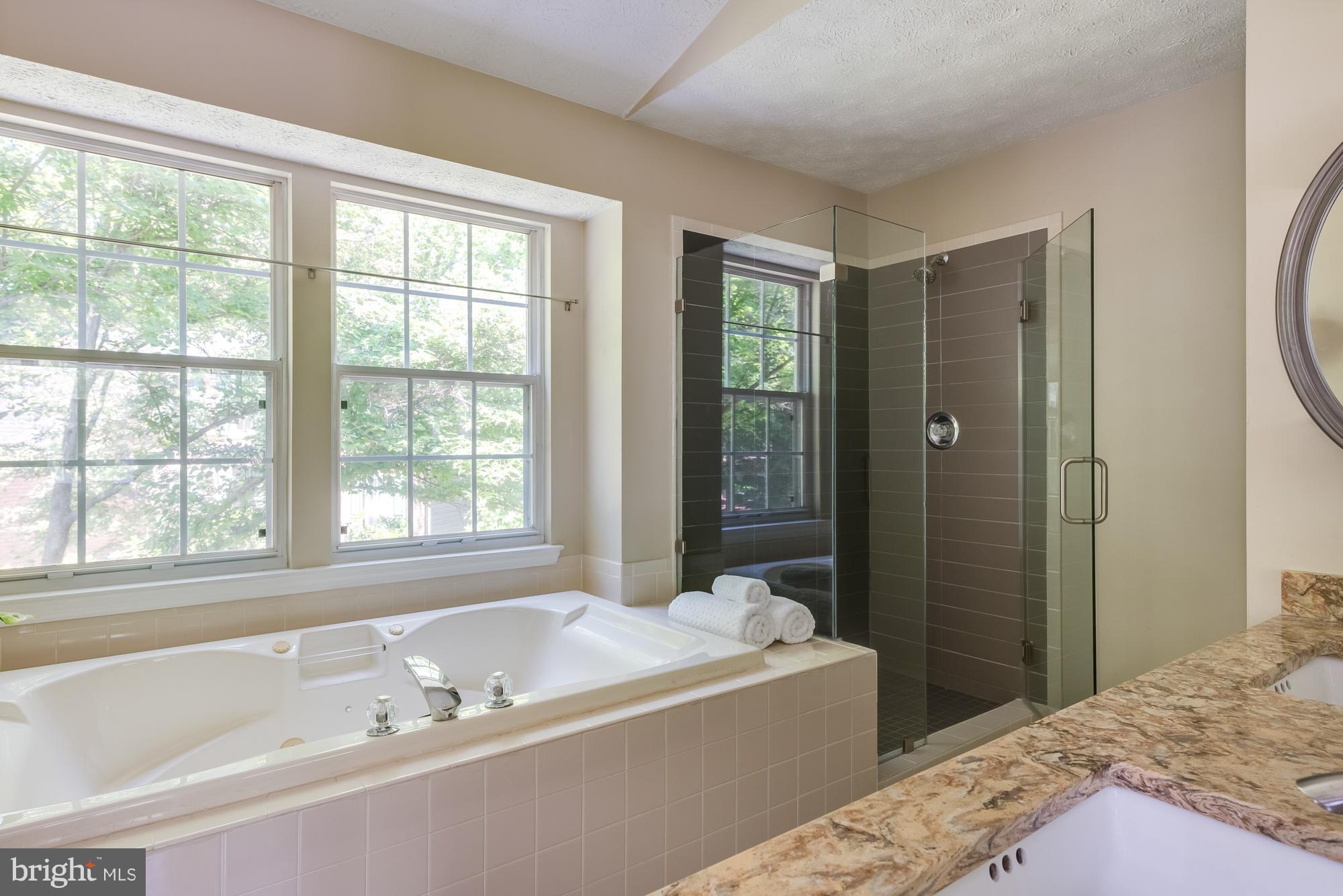 CROFTON WOODS - Residential