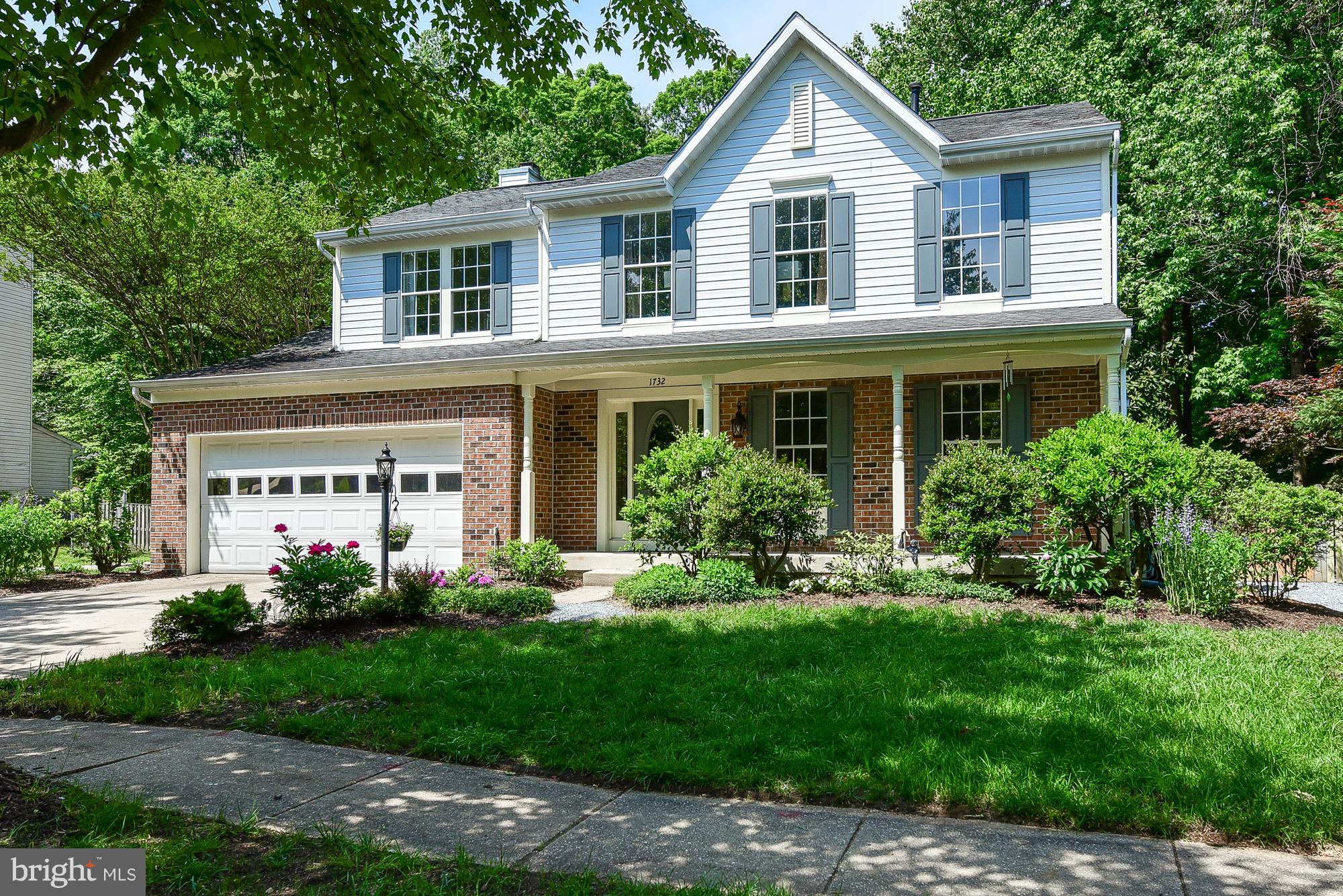 CROFTON WOODS - Residential