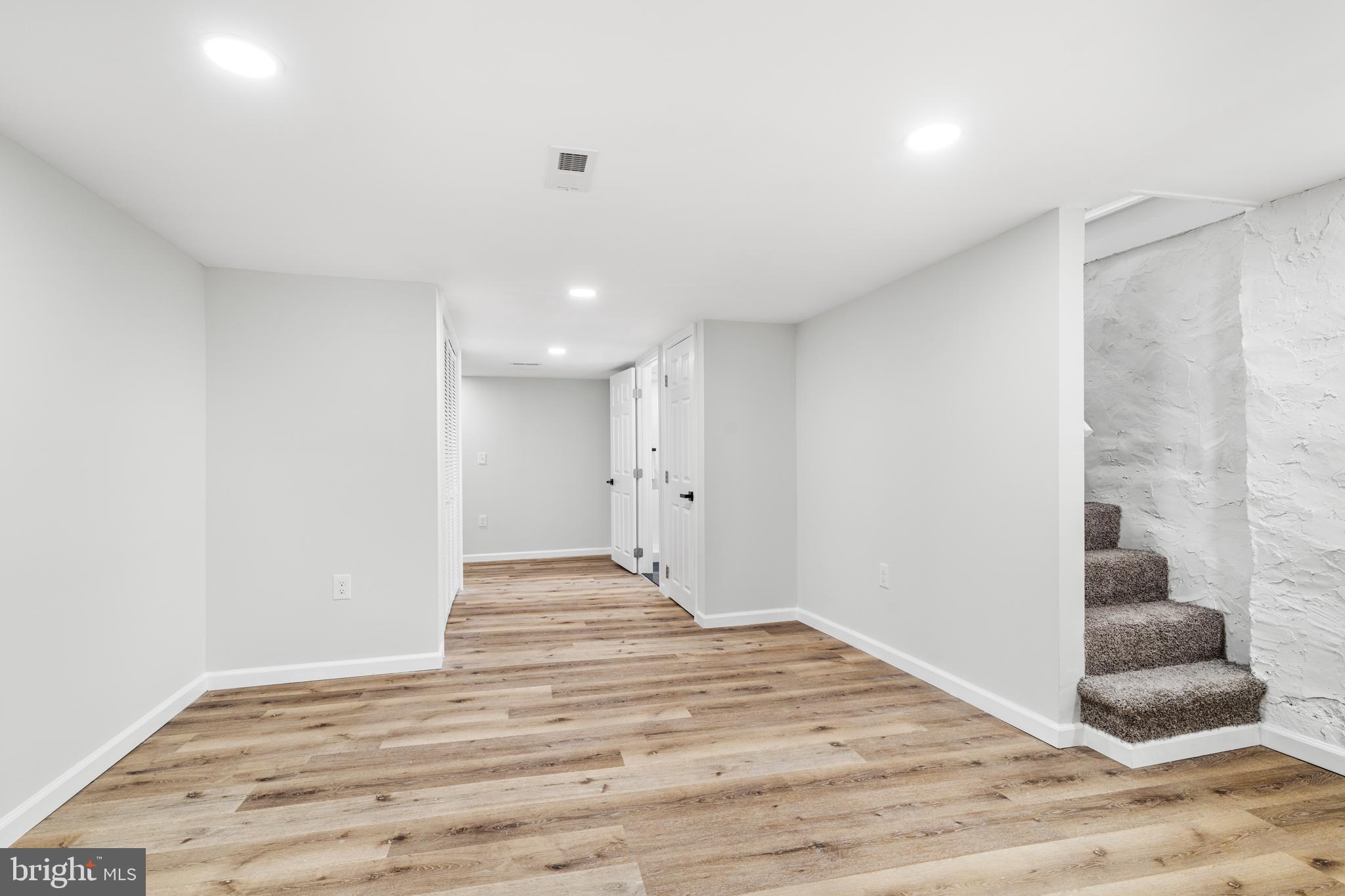 WAVERLY - Residential