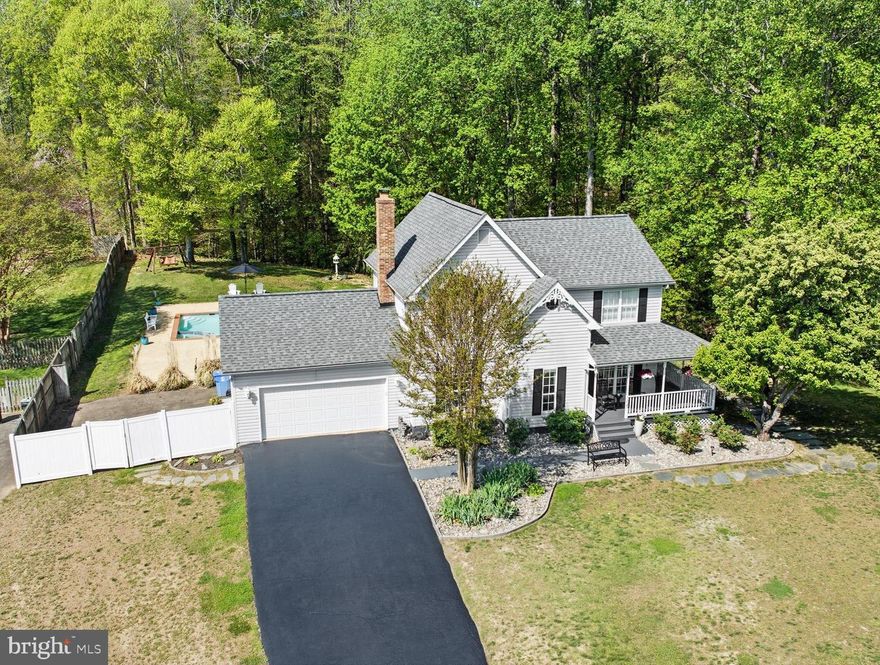 Tremendous Value! Brilliantly, Updated Home with Three Finished Levels and Stunning Pool!  This turn-key home blends modern upgrades with exceptional outdoor living. Step into a spacious kitchen featuring beautiful quartz countertops, stainless steel appliances, and an open layout perfect for everyday living and entertaining. New flooring and fresh paint throughout give the home a clean, contemporary feel.
Enjoy generously sized bedrooms offering comfort and flexibility for any lifestyle, along with a fully finished basement that provides the ideal space for an additional rec room, bedroom, and/or gym.
Outside is where this property truly shines. The expansive hardscape, large deck, and stunning pool create a private backyard oasis—complete with a pool bar, making it the ultimate setup for entertaining or just relaxing.  A newly seal-coated driveway and space for an RV, boat or other toys adds to the home’s curb appeal and functionality.
All of this with no HOA—giving you the freedom to truly make this property your own. This property qualifies or 100% finances. Call today to schedule a time to view this amazing home!