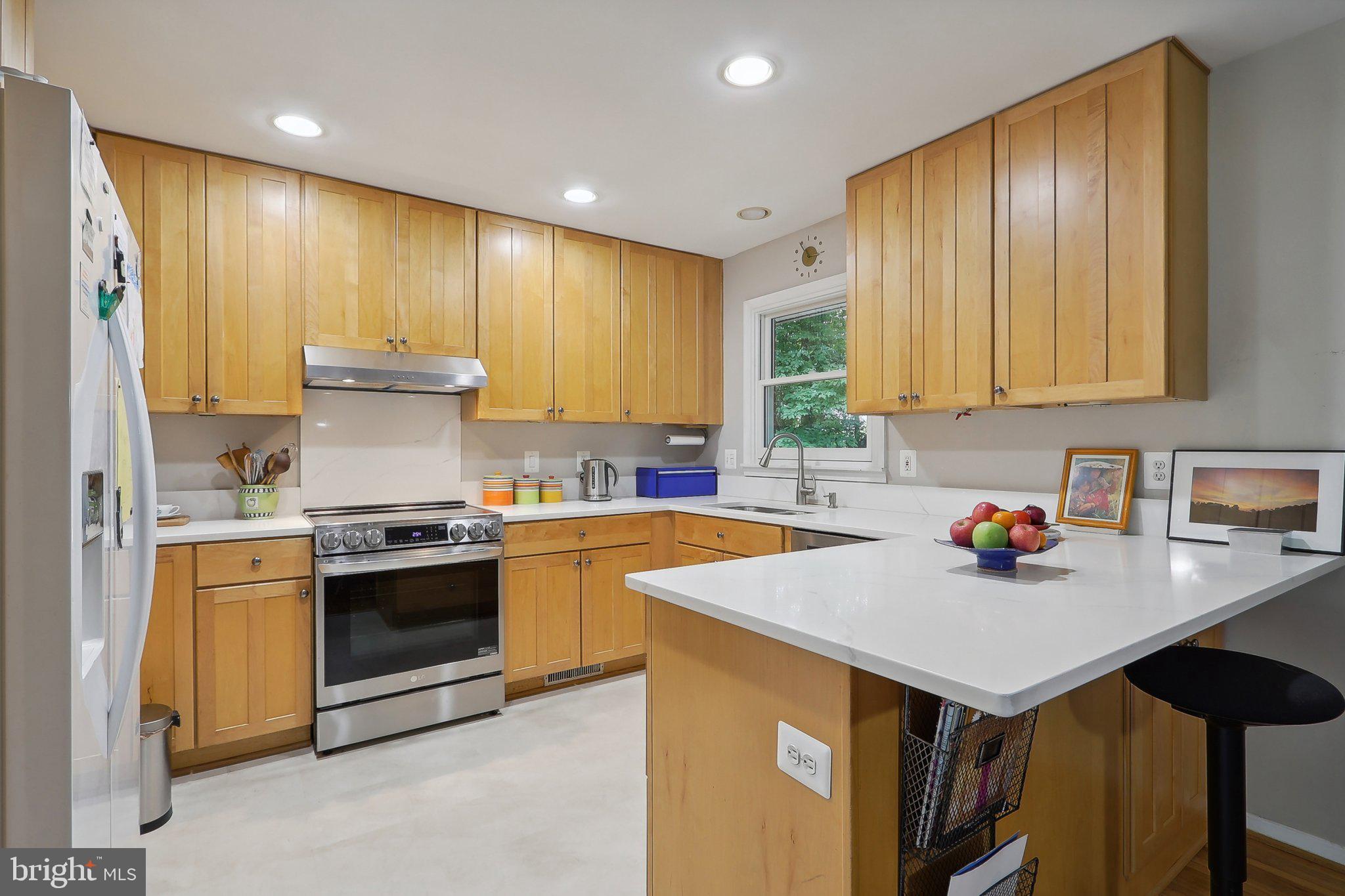 NORTH SPRINGFIELD - Residential