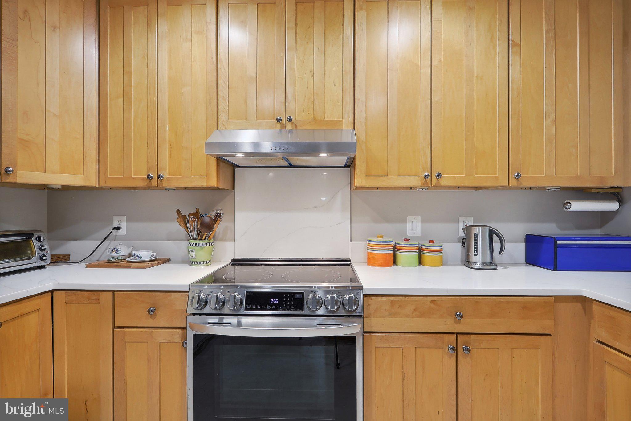 NORTH SPRINGFIELD - Residential