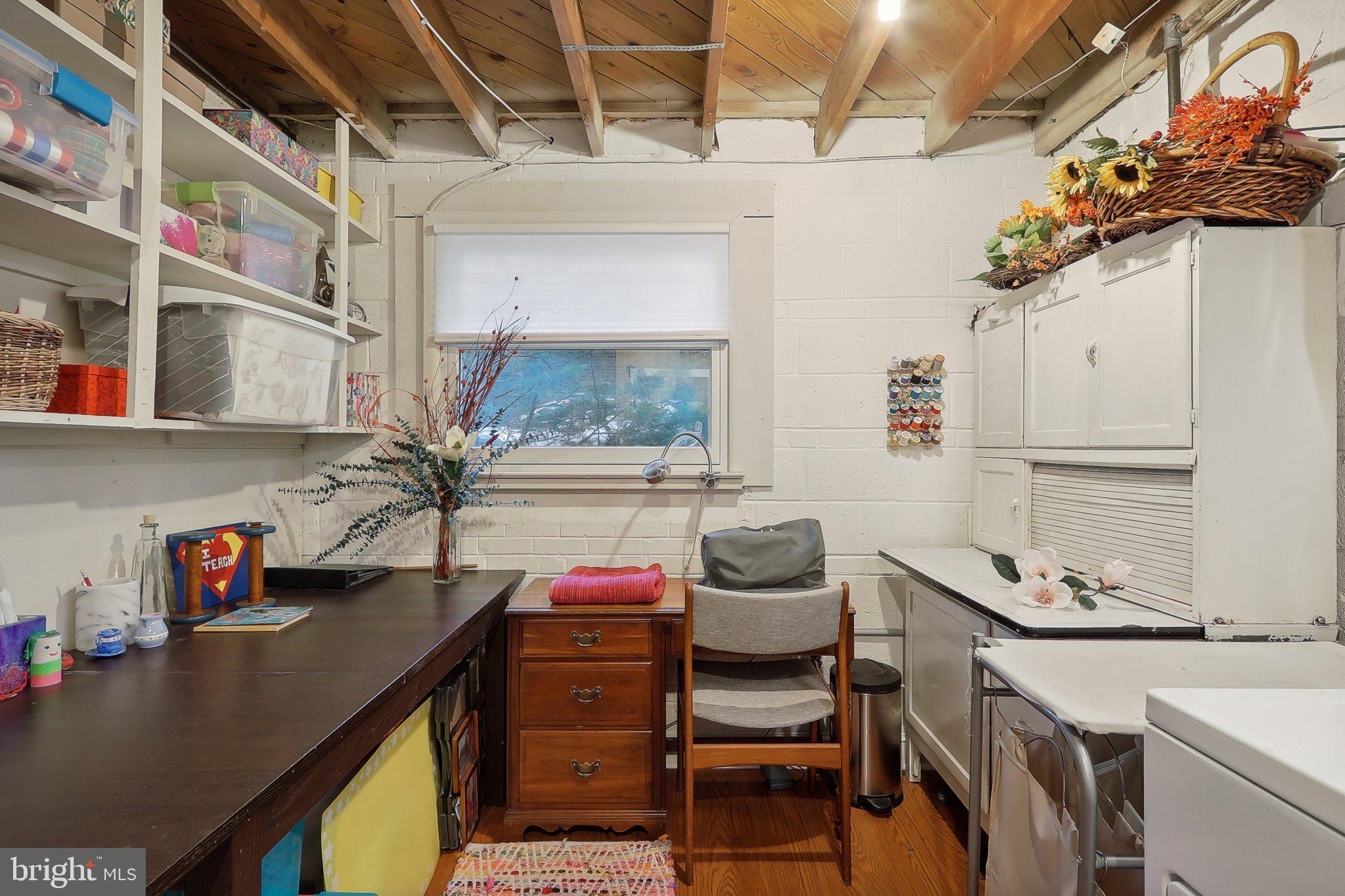 NORTH SPRINGFIELD - Residential