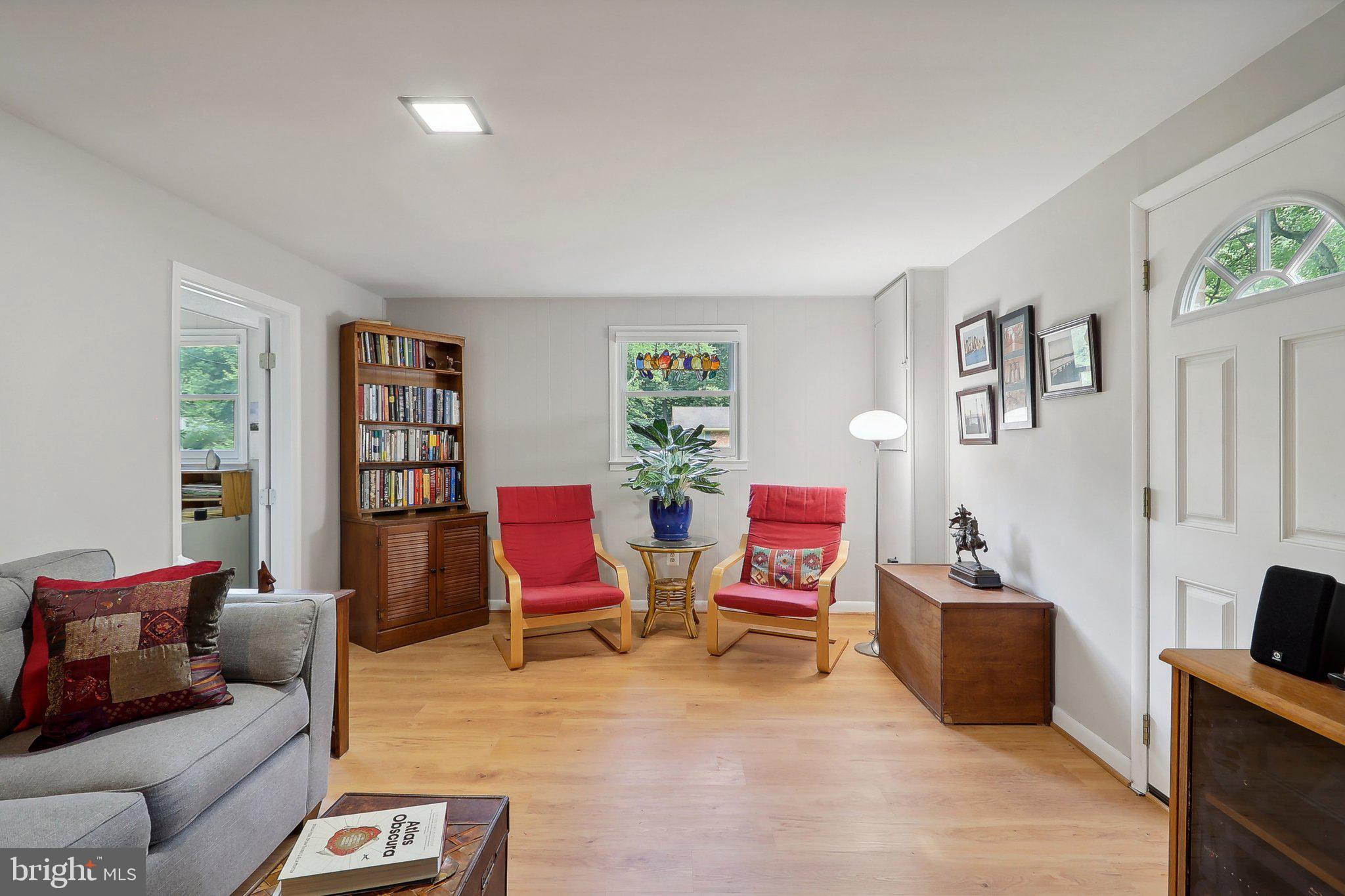 NORTH SPRINGFIELD - Residential