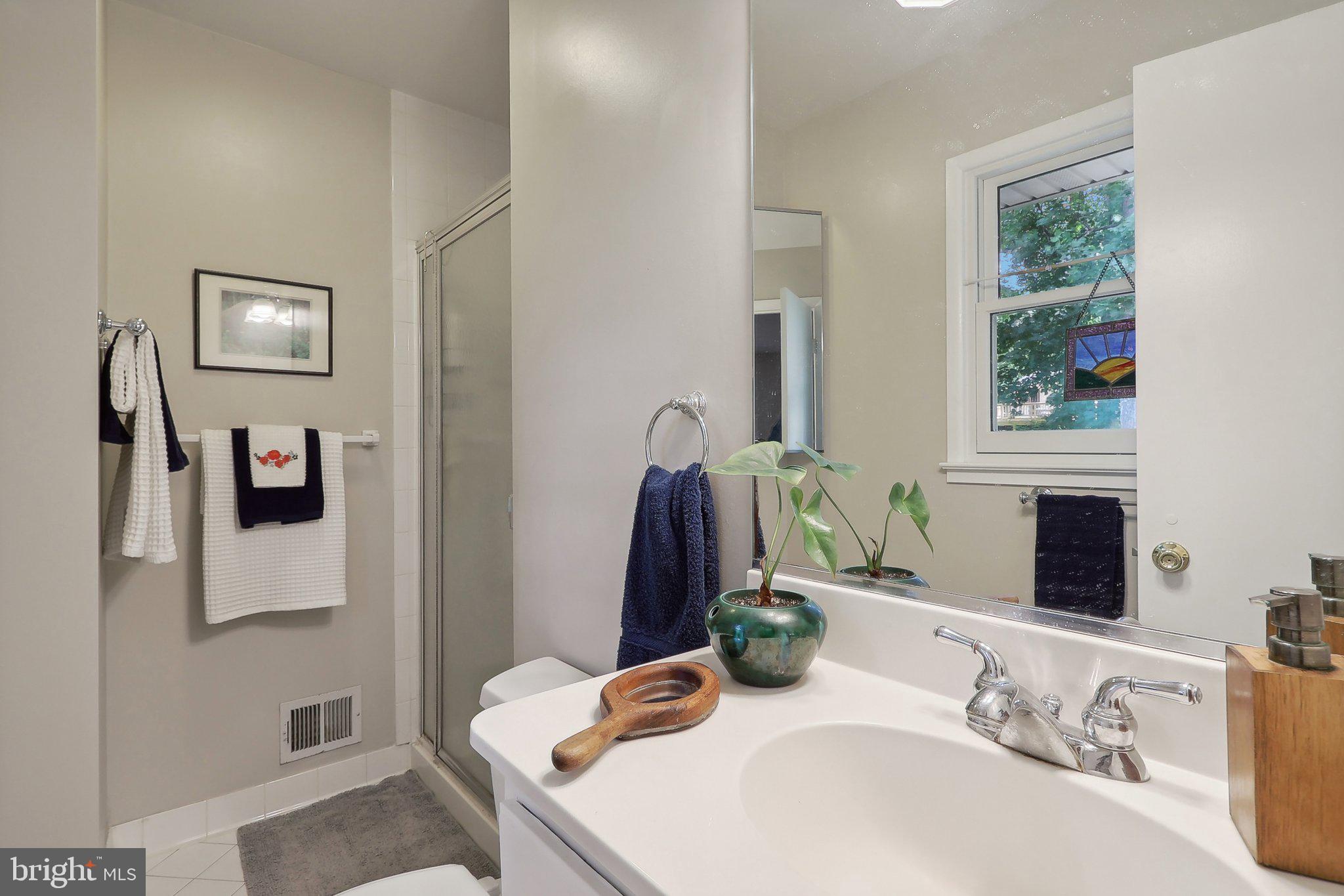 NORTH SPRINGFIELD - Residential