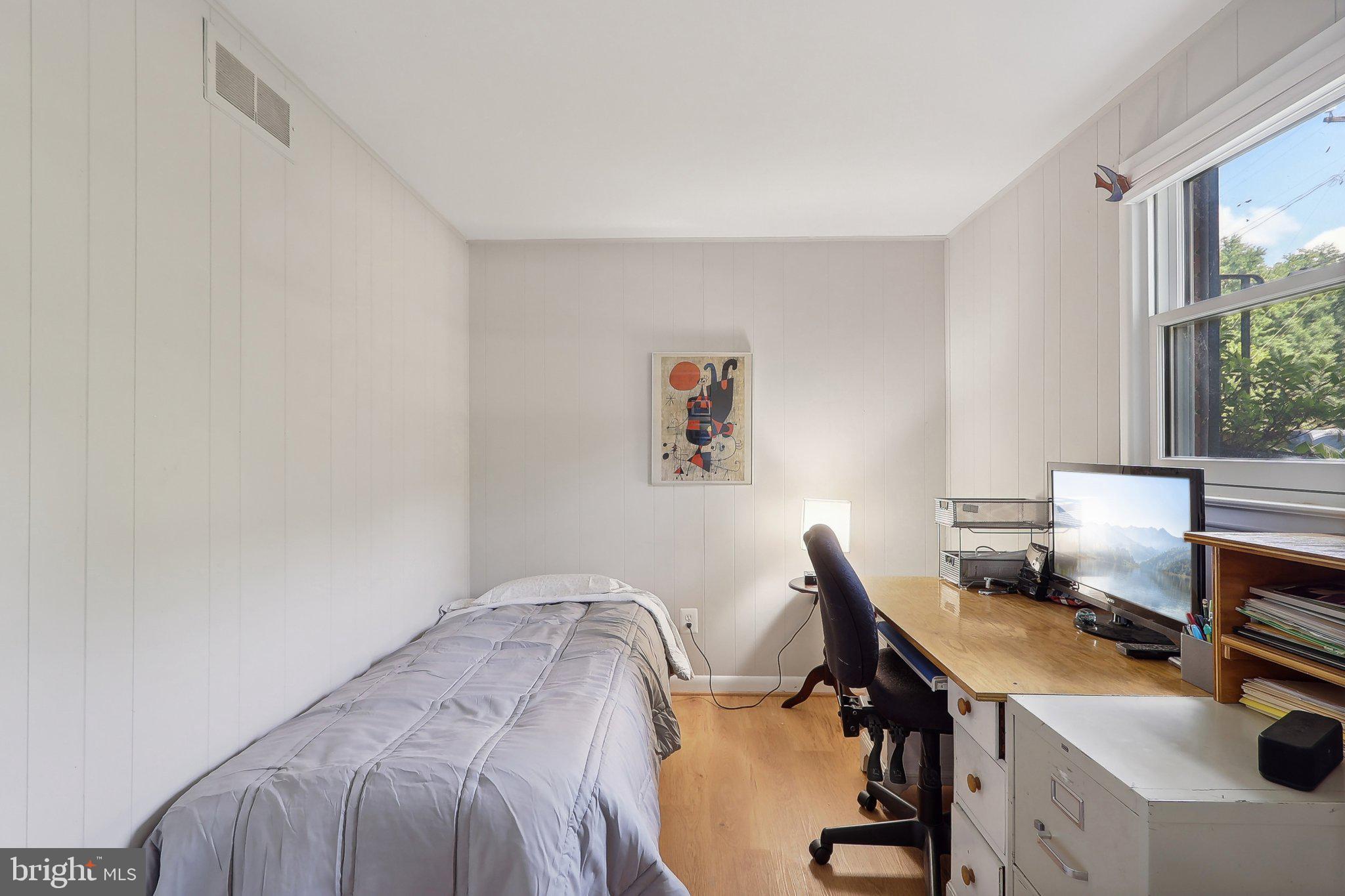 NORTH SPRINGFIELD - Residential