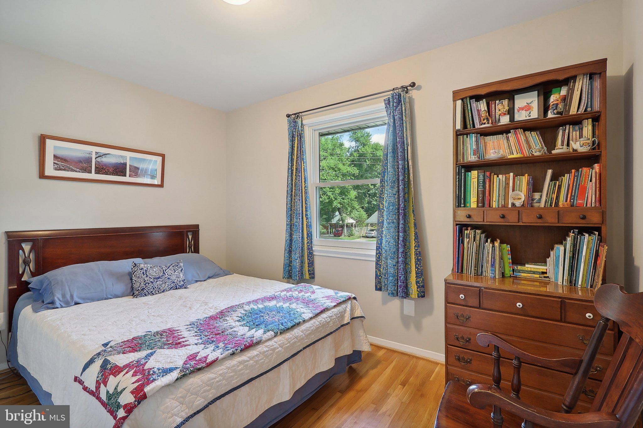 NORTH SPRINGFIELD - Residential