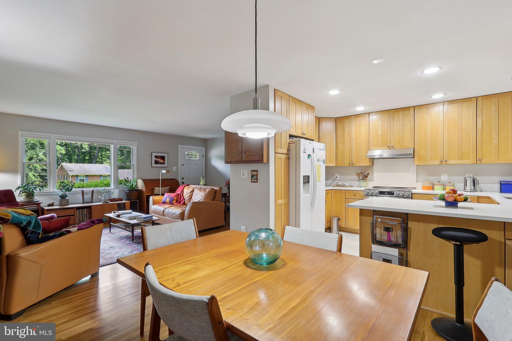 NORTH SPRINGFIELD - Residential